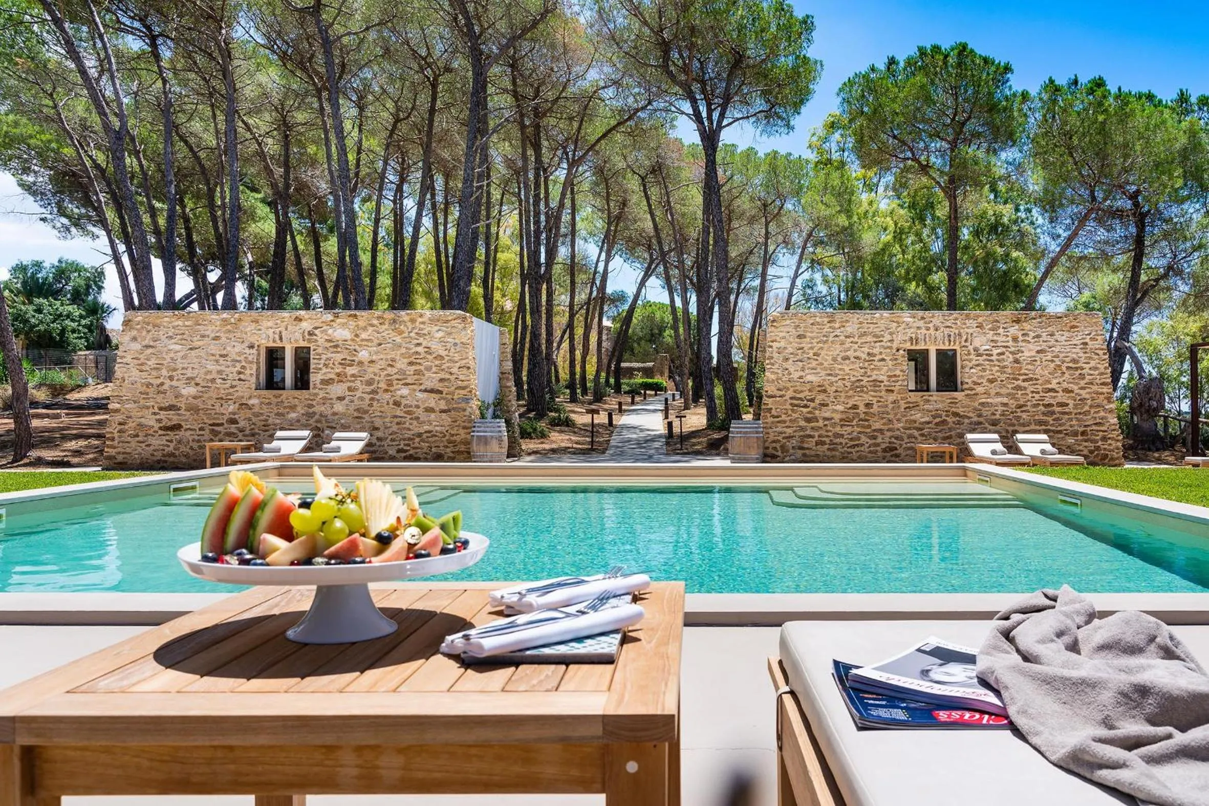 Pool view in Wine Relais Feudi Del Pisciotto