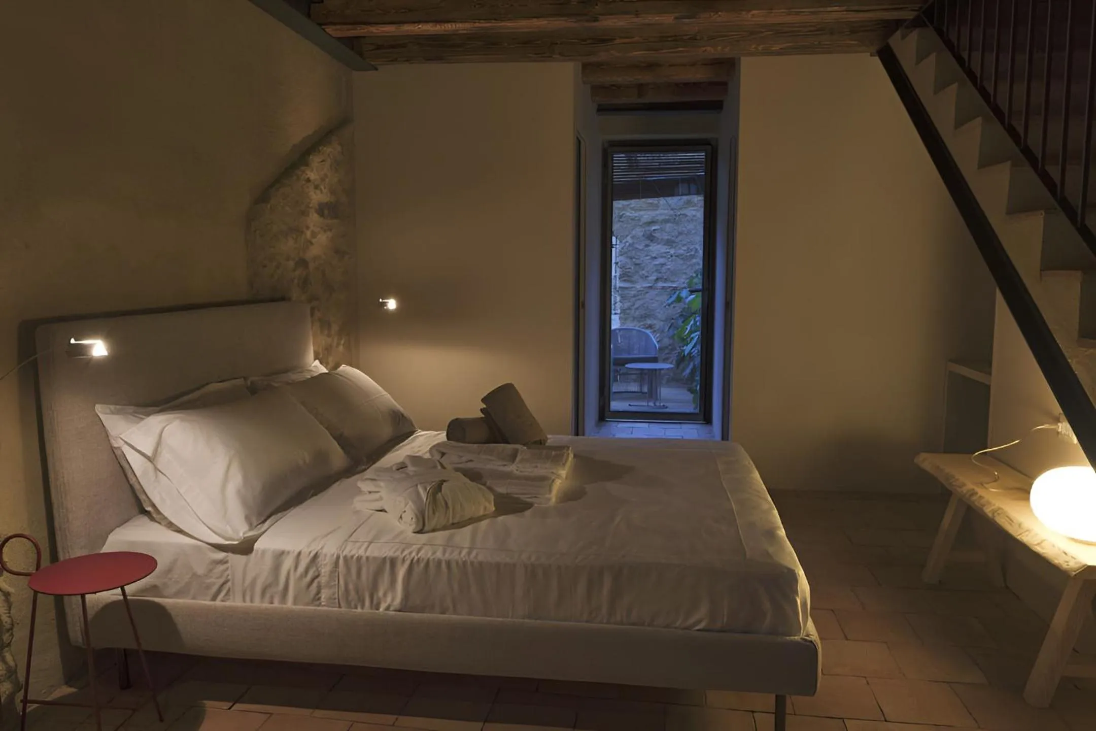 Bed in Wine Relais Feudi Del Pisciotto