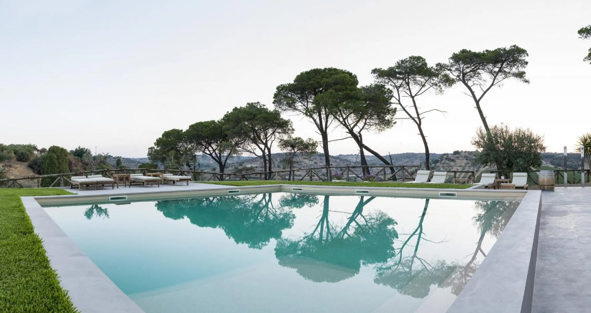 Spring in Wine Relais Feudi Del Pisciotto