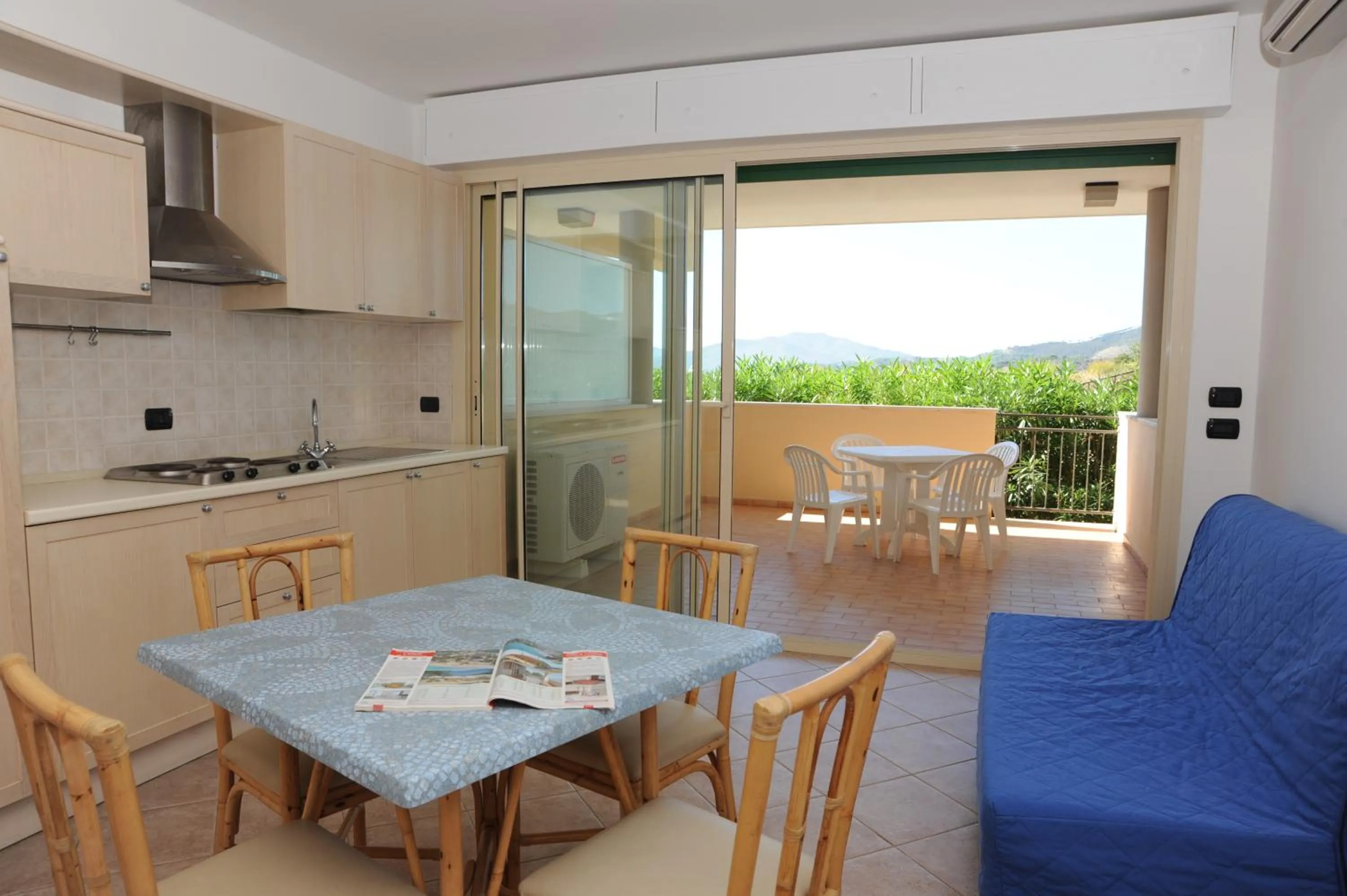 Dining area in Lo Smeraldo