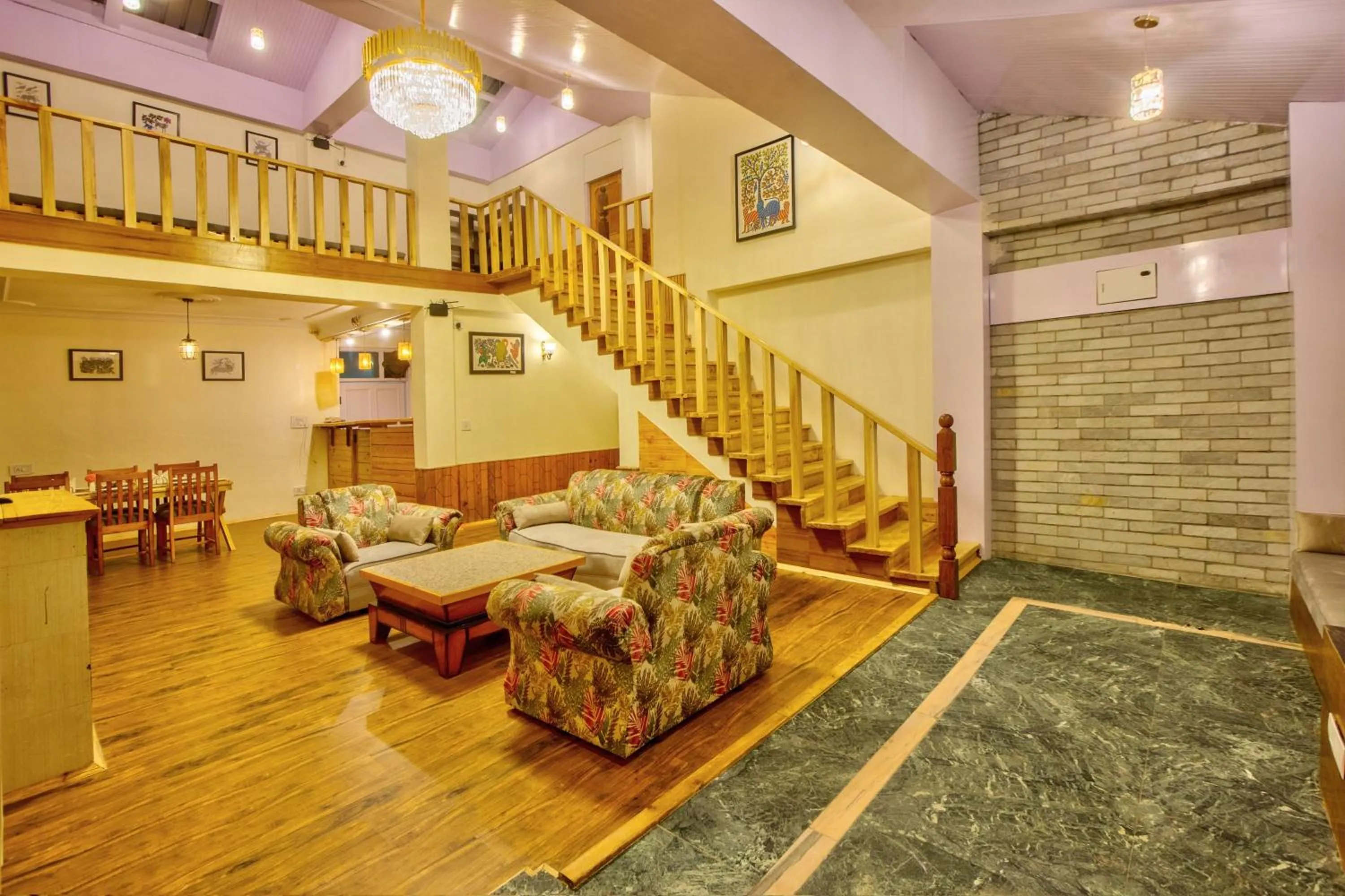 Living room in Baan by Snow City Farm