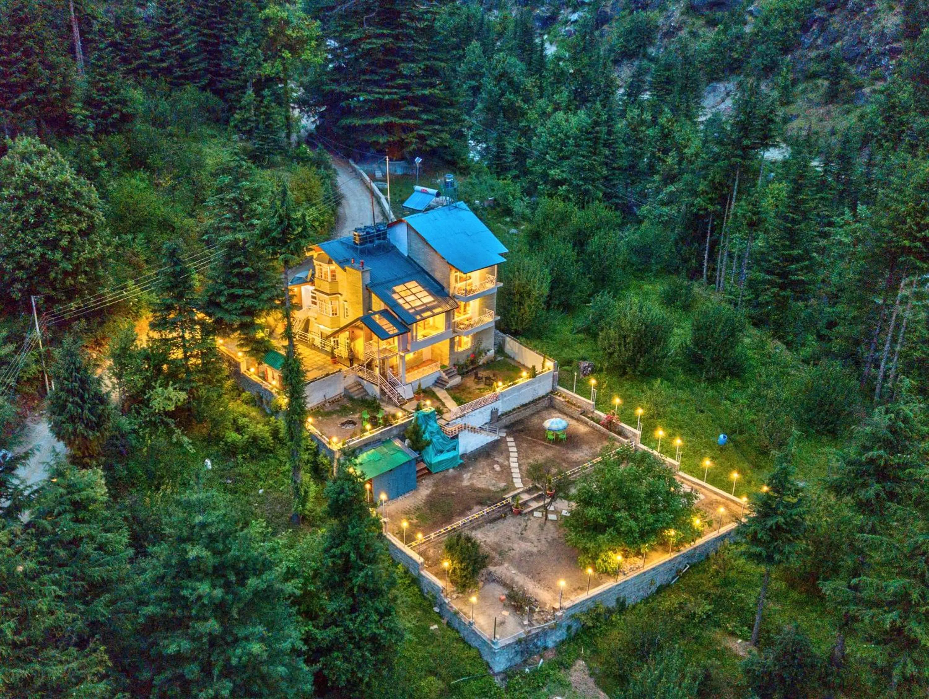 Bird's eye view in Baan by Snow City Farm