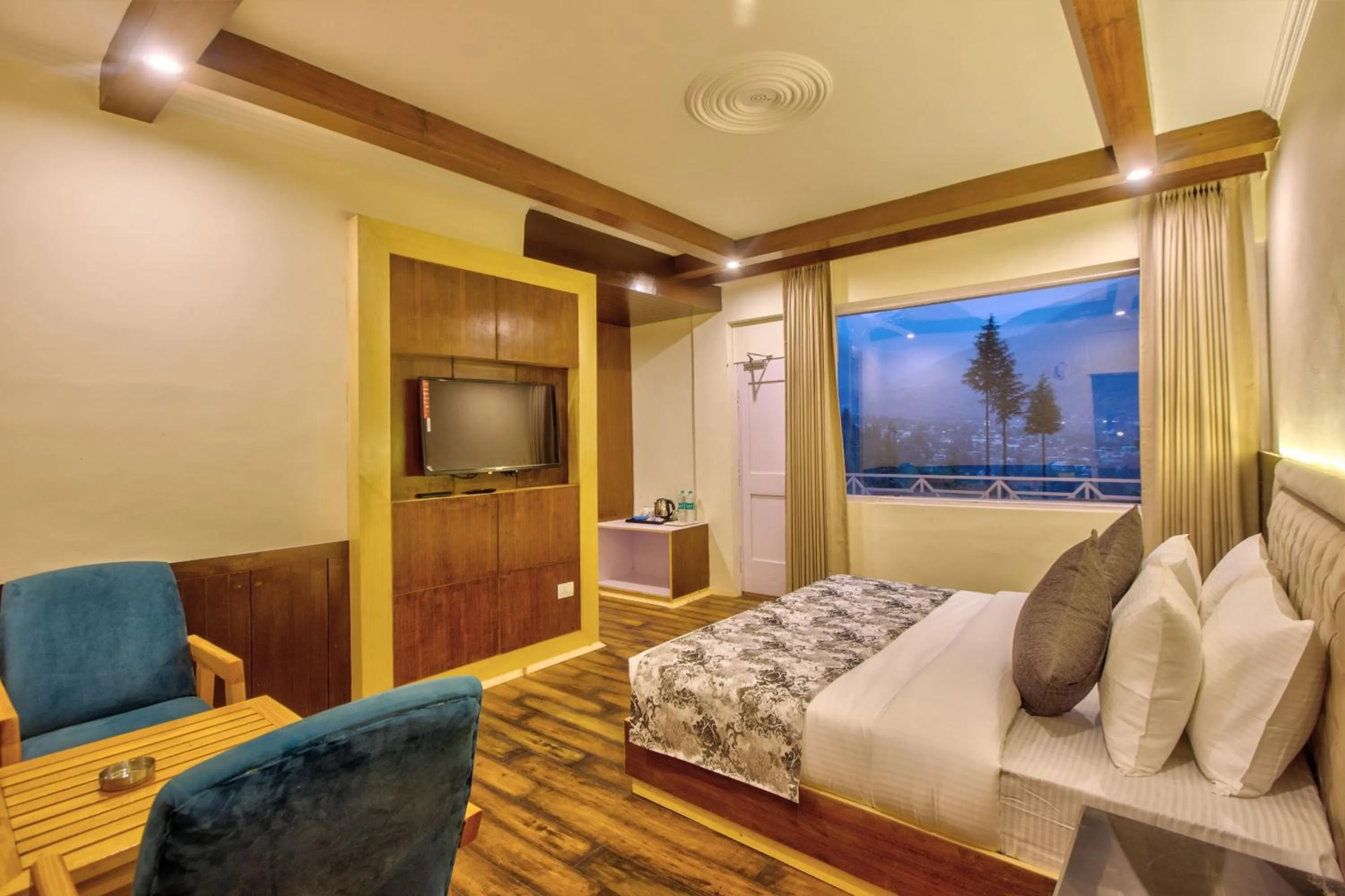 Photo of the whole room, Bed in Baan by Snow City Farm