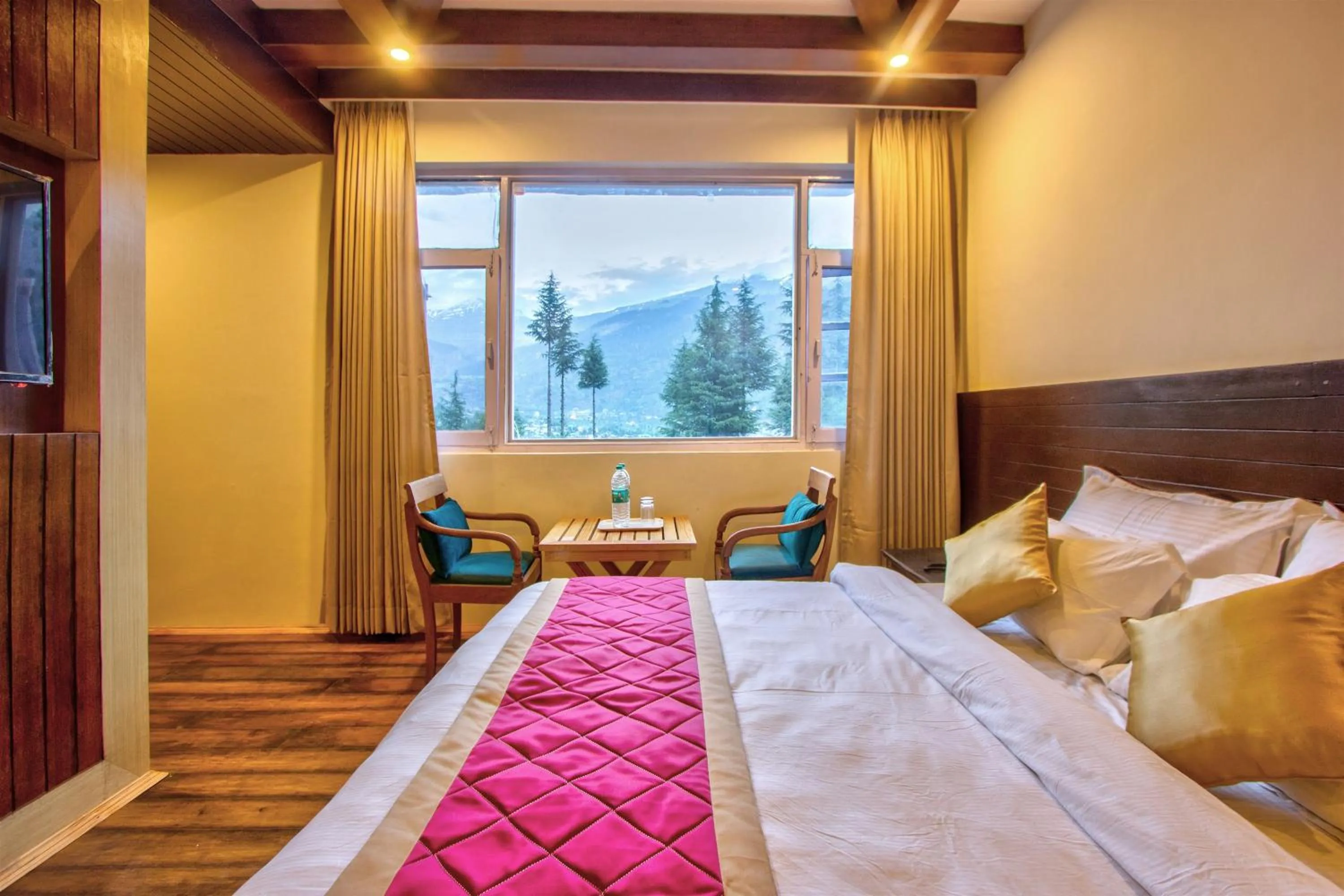 Photo of the whole room, Bed in Baan by Snow City Farm