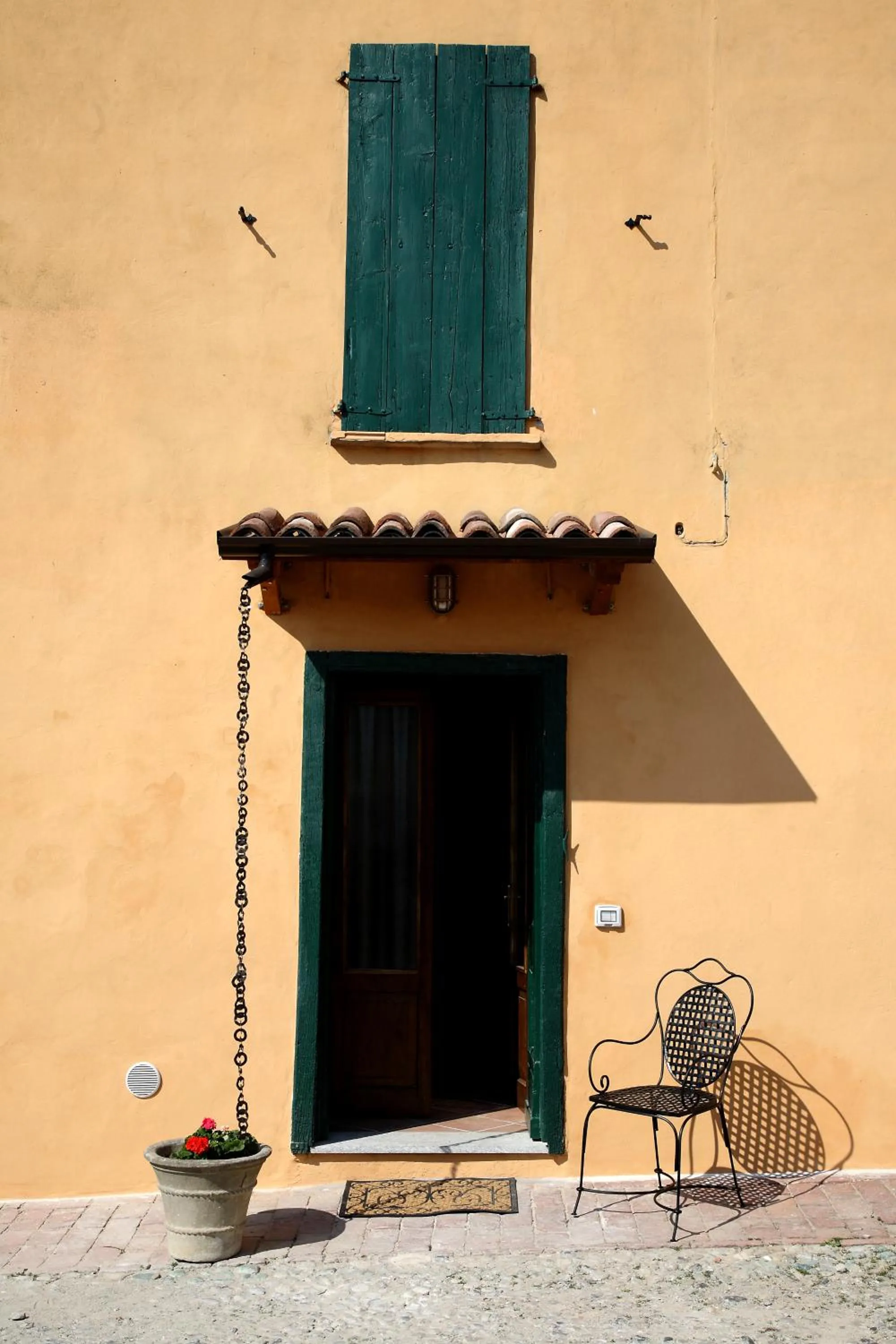 Facade/entrance in B&B Stradivari