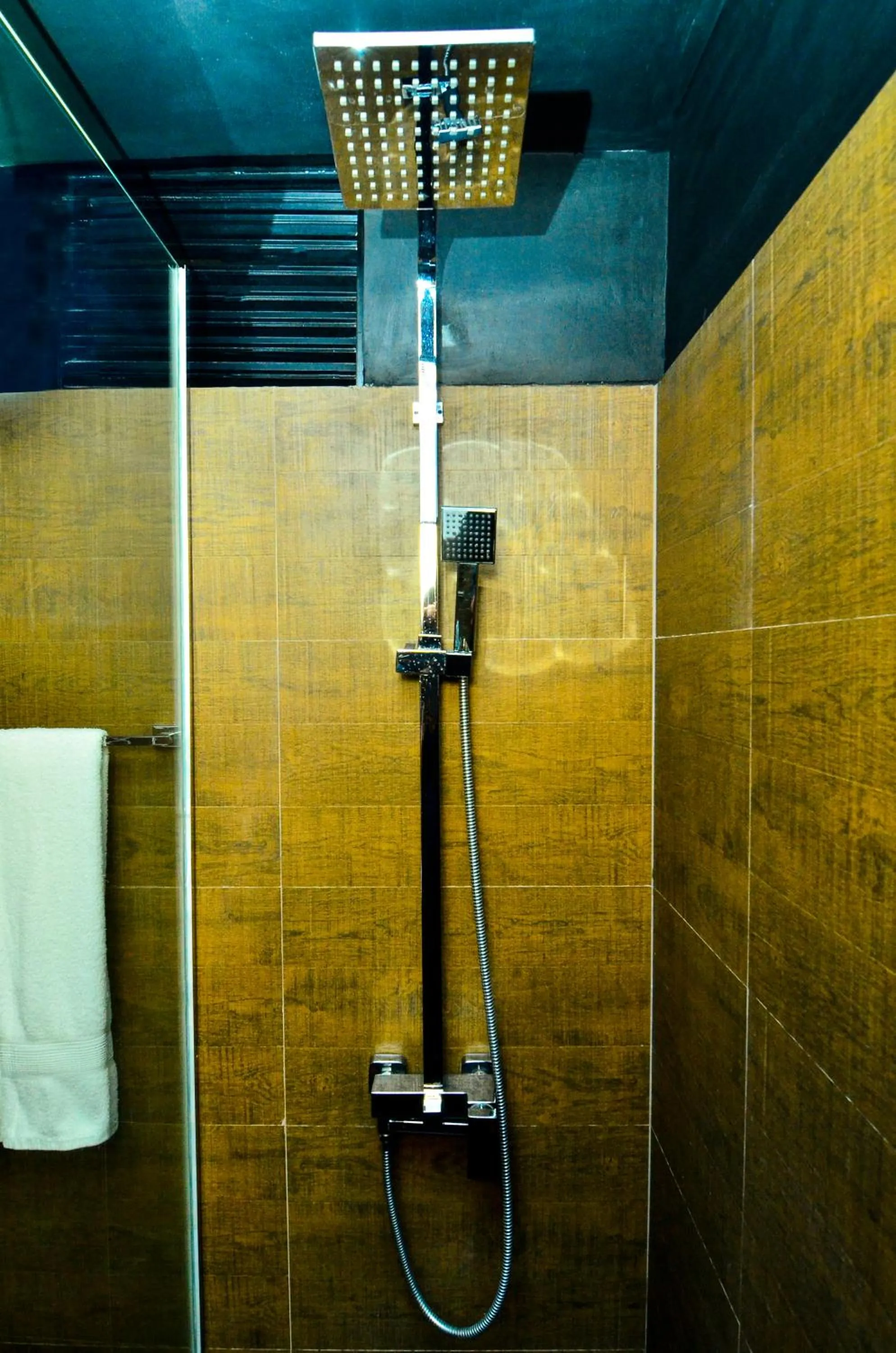 Bathroom in Pine Hill Residence