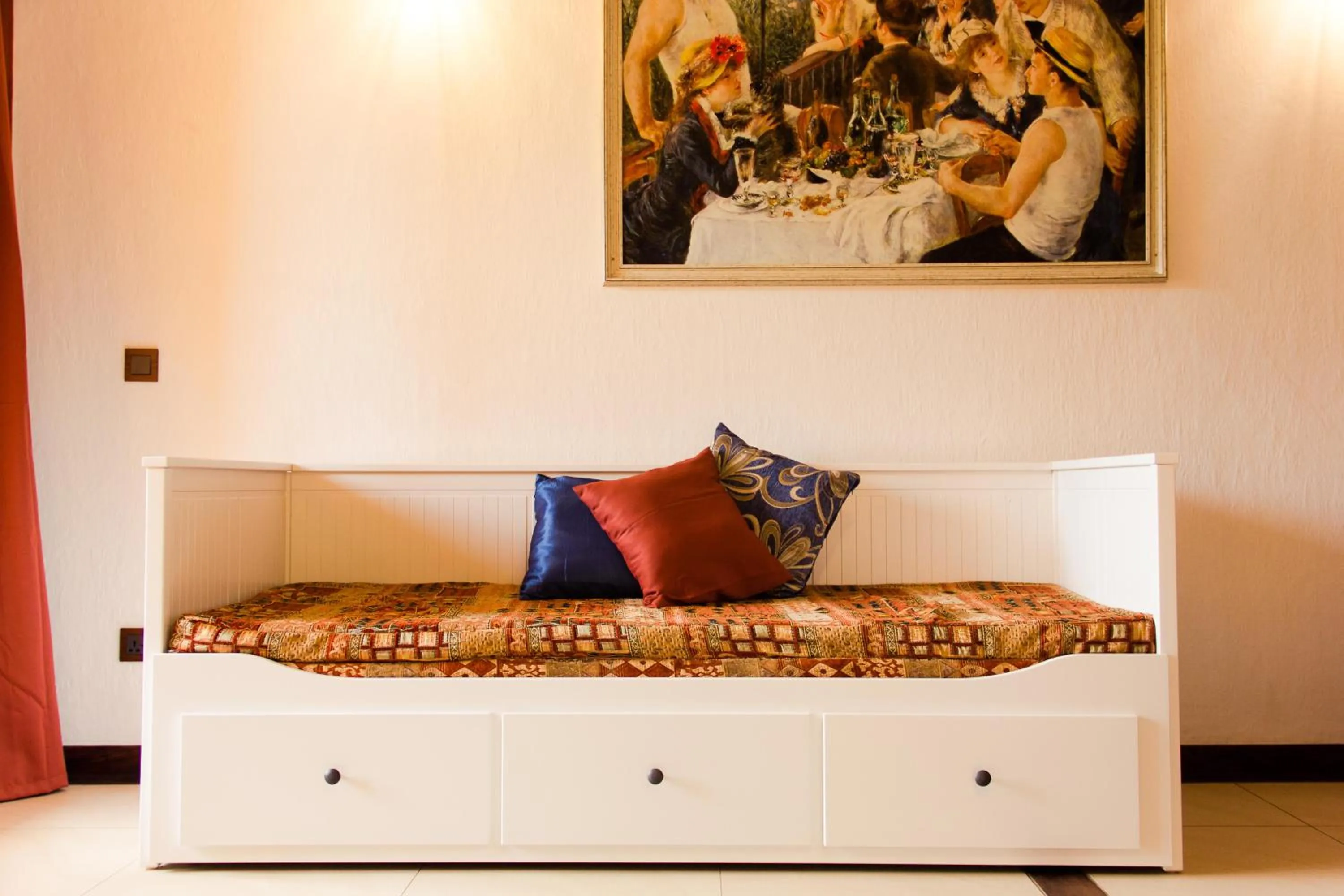 Bed in Hotel Bougainviller