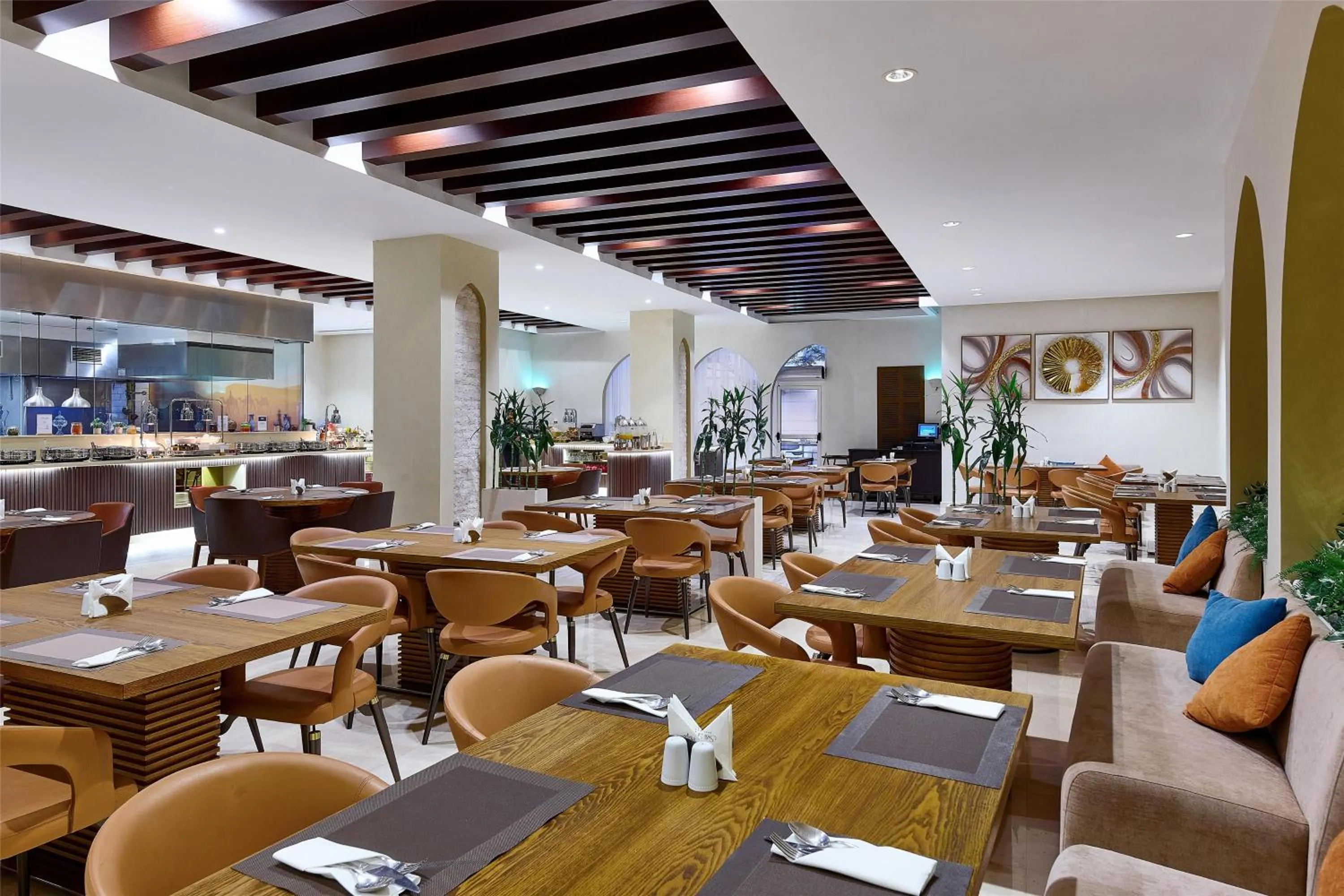 Restaurant/places to eat in DoubleTree By Hilton Doha - Al Sadd