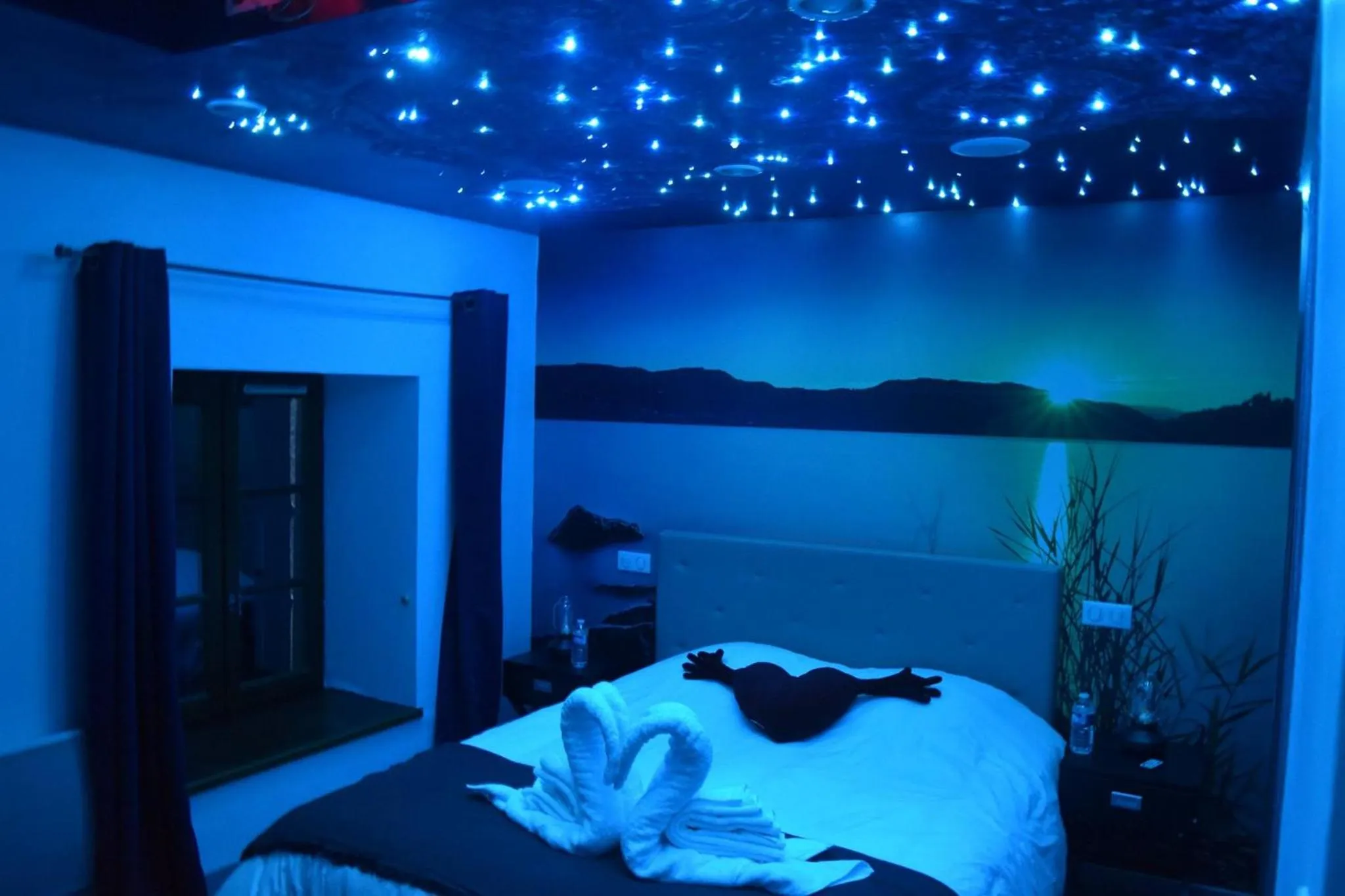 Bedroom, Bed in Domaine de Bersaillin