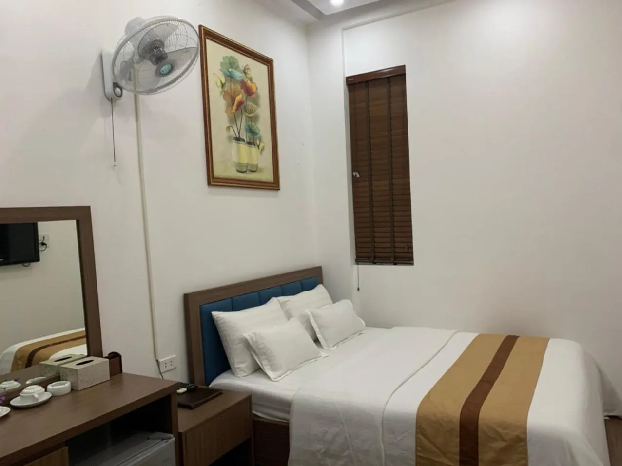 Bedroom, Bed in Duc Long Hotel