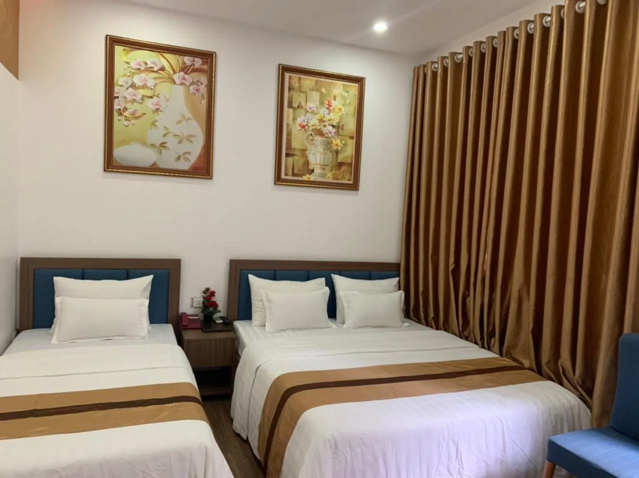 Bedroom, Bed in Duc Long Hotel