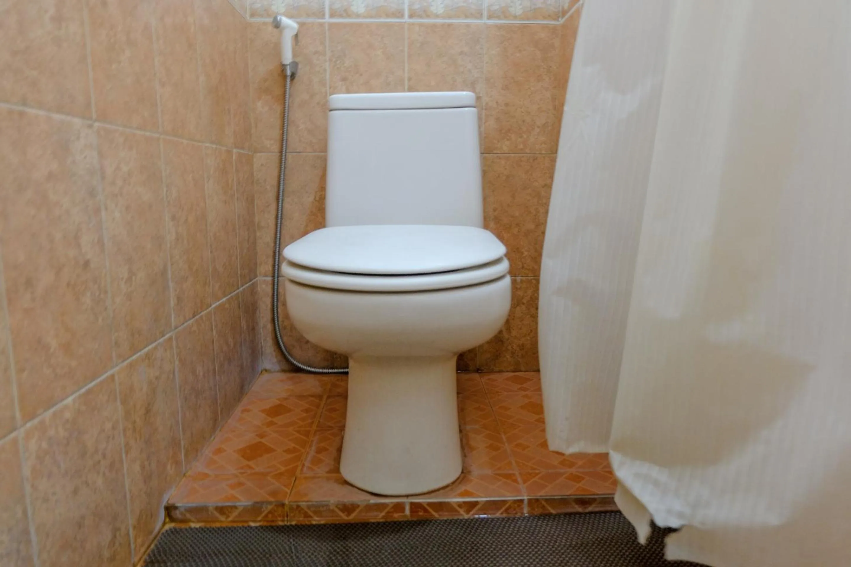 Bathroom in OYO 1803 Hotel Sarangan Permai