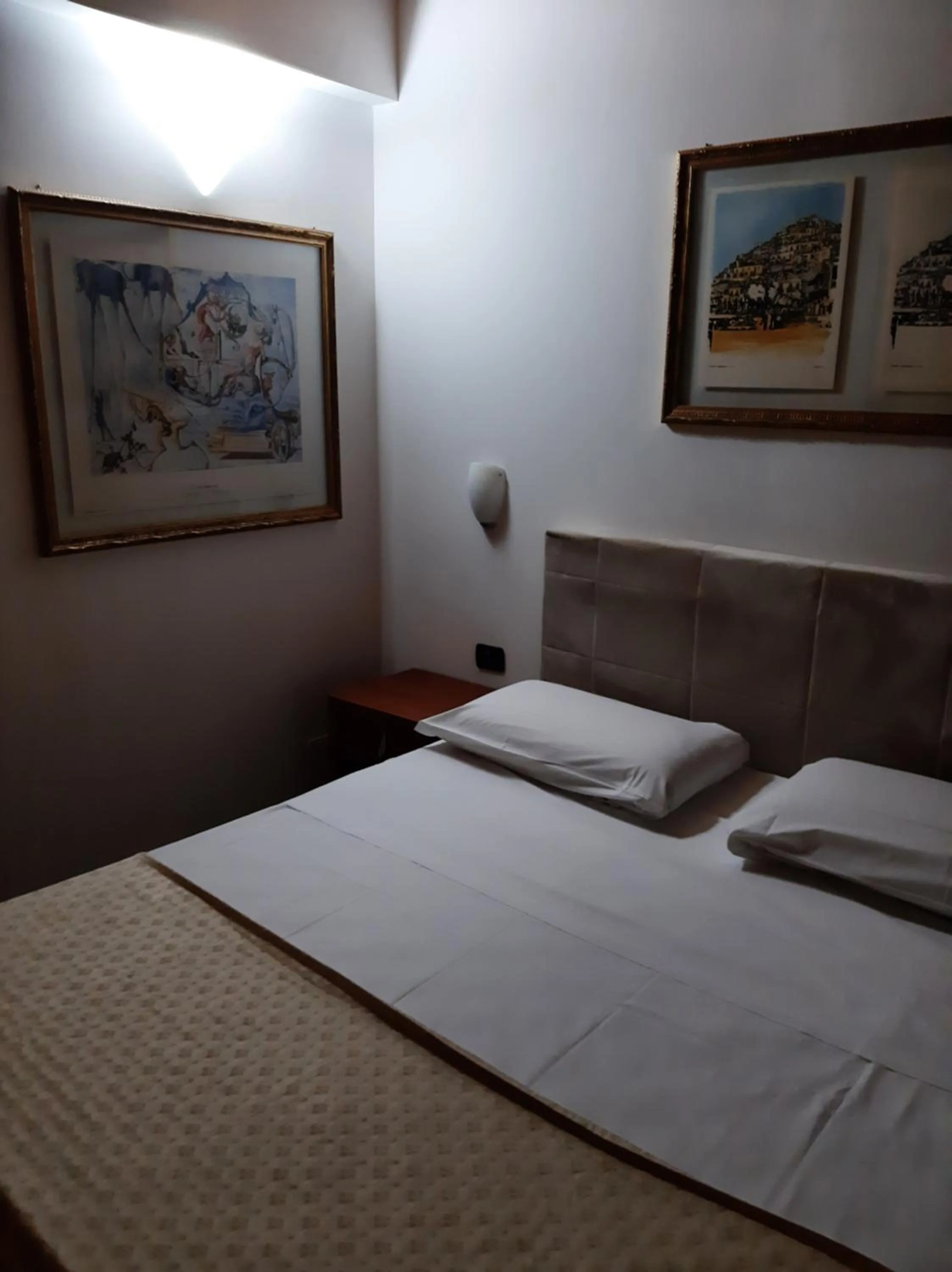 Bed in Villa Mola Bed And Breakfast