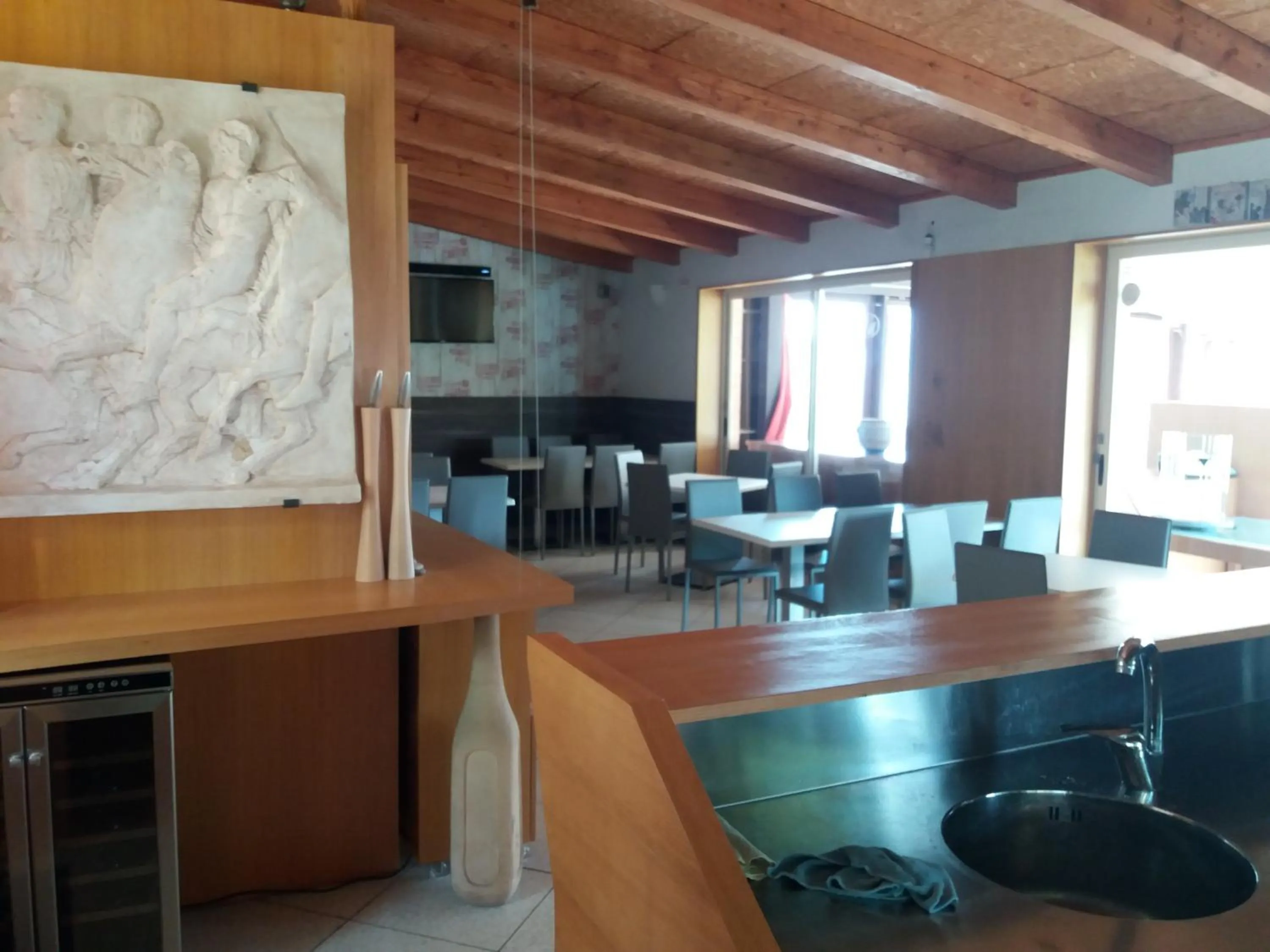 Dining area in Villa Mola Bed And Breakfast