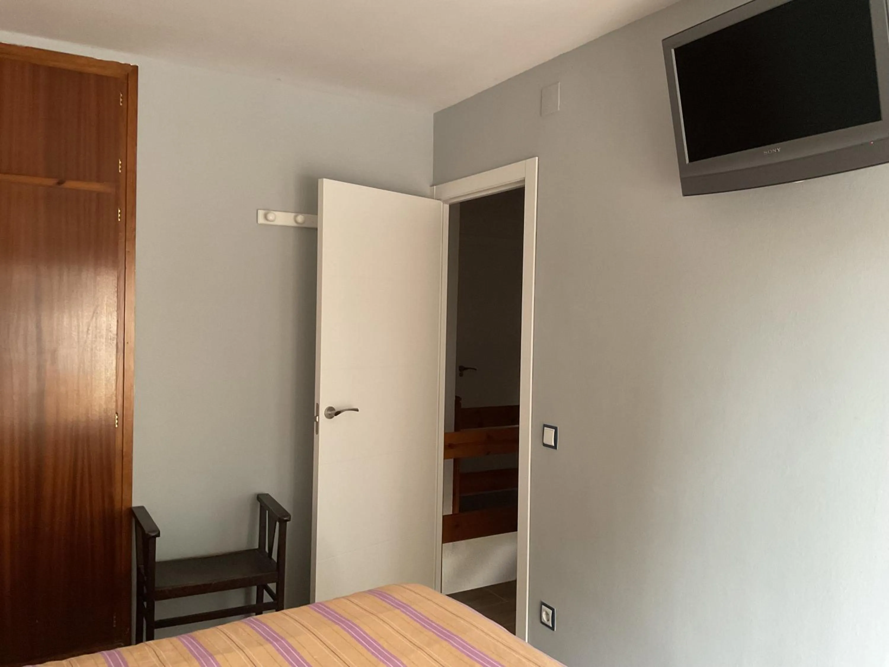 Bedroom, Bed in Casa con Gran Piscina particular cerca playa