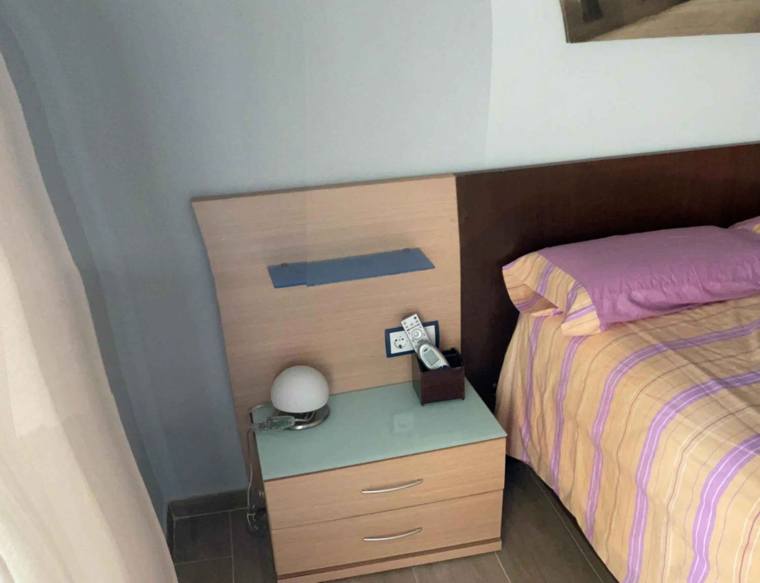 Bedroom, Bed in Casa con Gran Piscina particular cerca playa