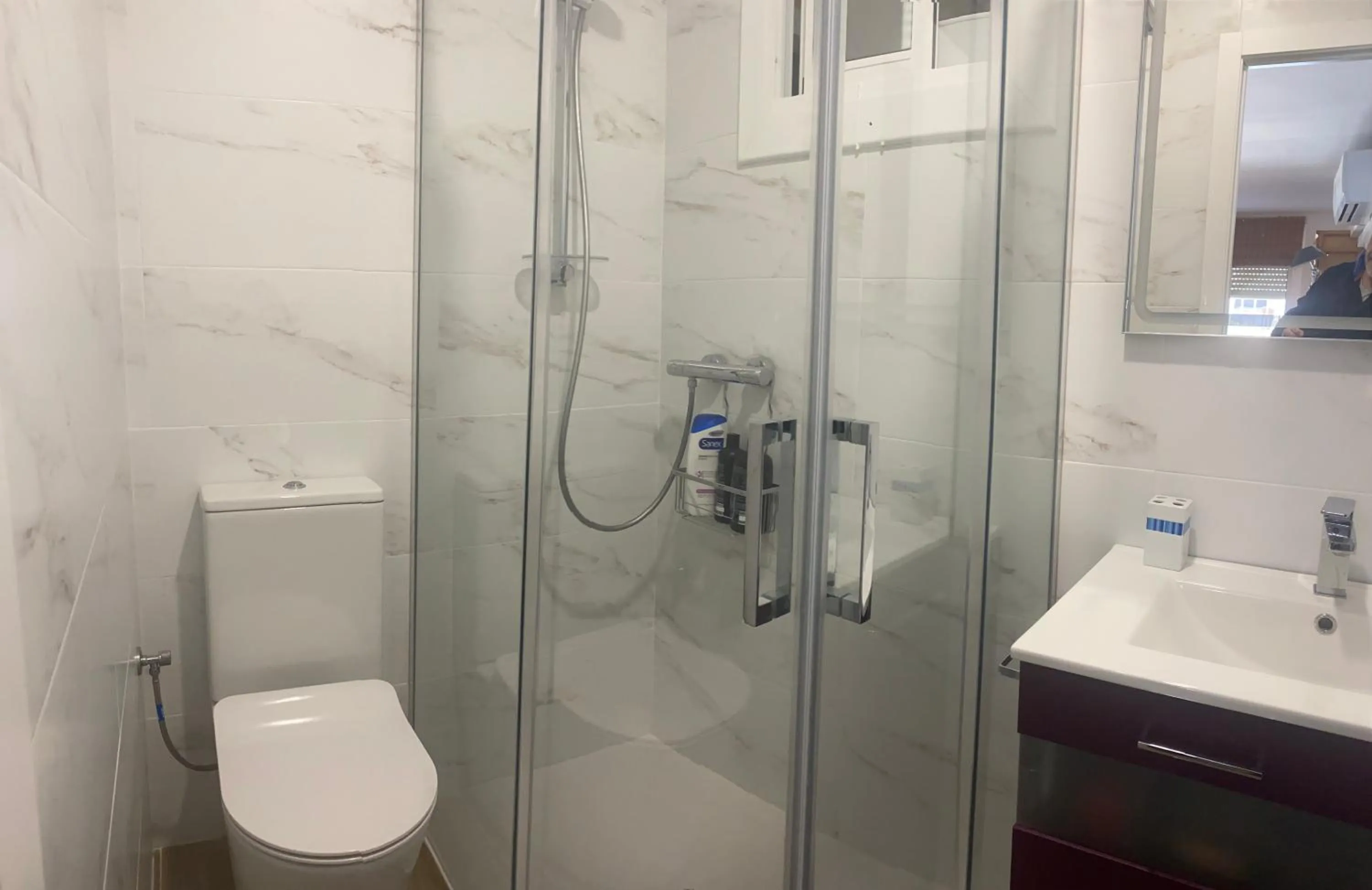 Bathroom in Casa con Gran Piscina particular cerca playa