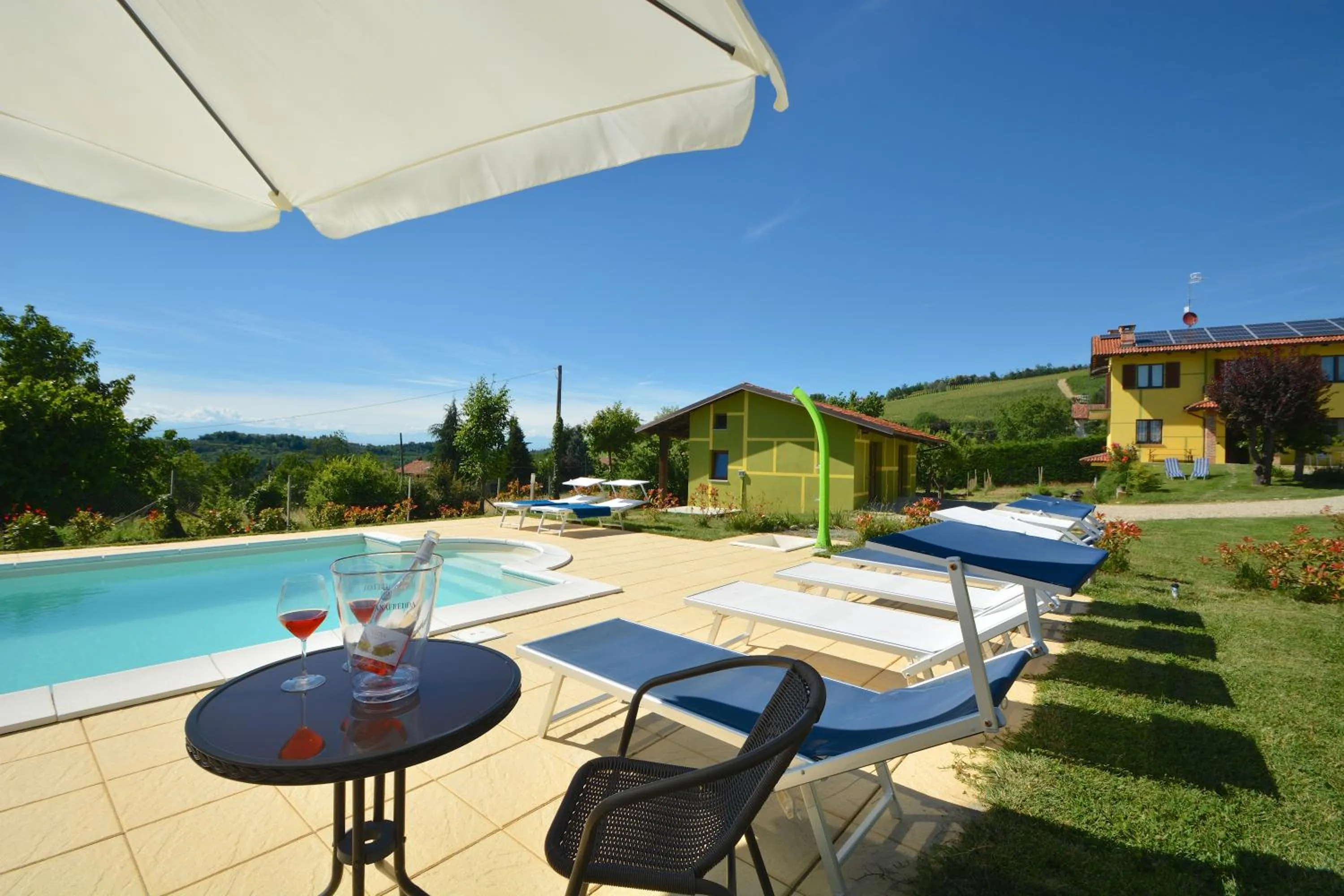 Day in The Green Guest House