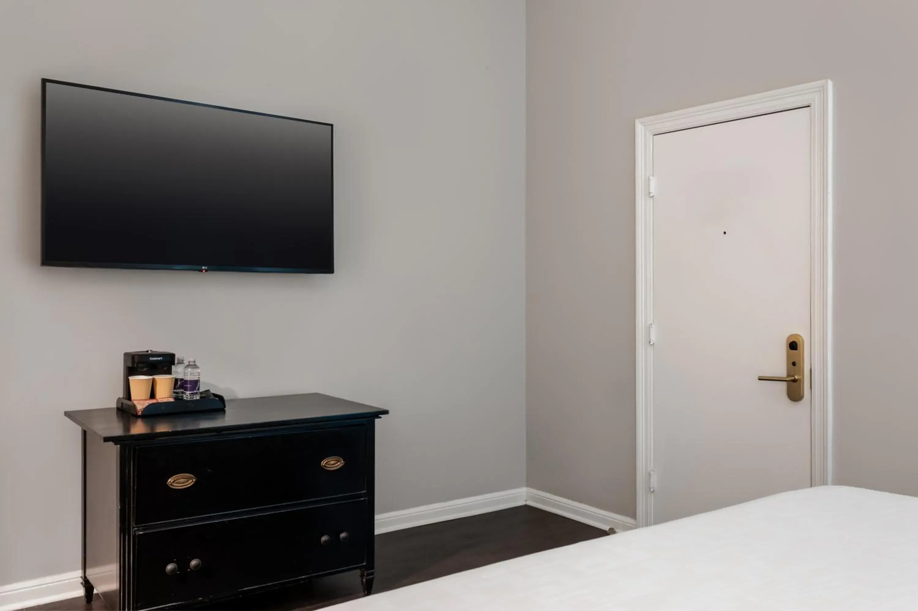 Petite Room in Chateau Hotel Petite Room in Chateau Hotel