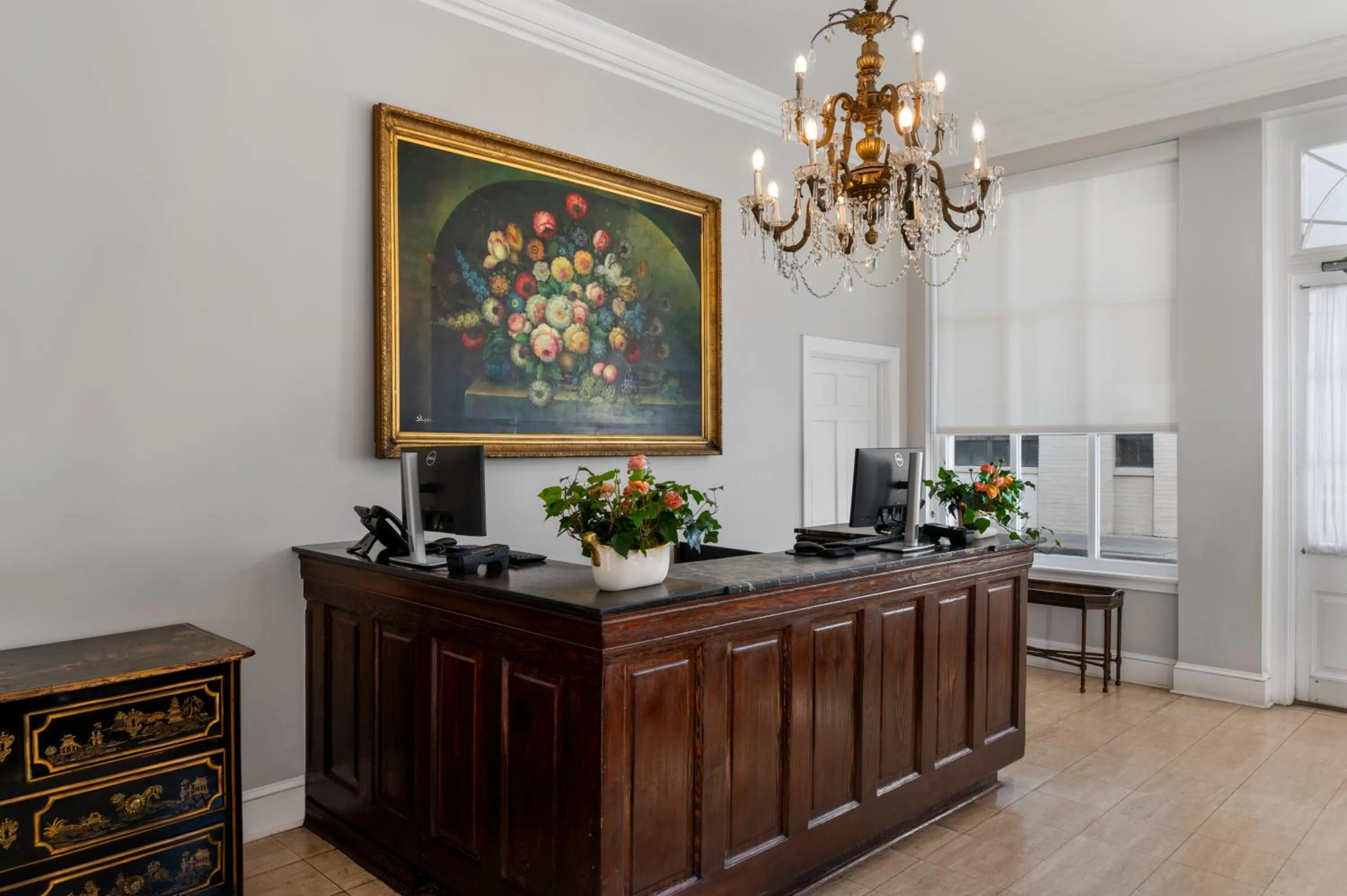 Lobby or reception in Chateau Hotel