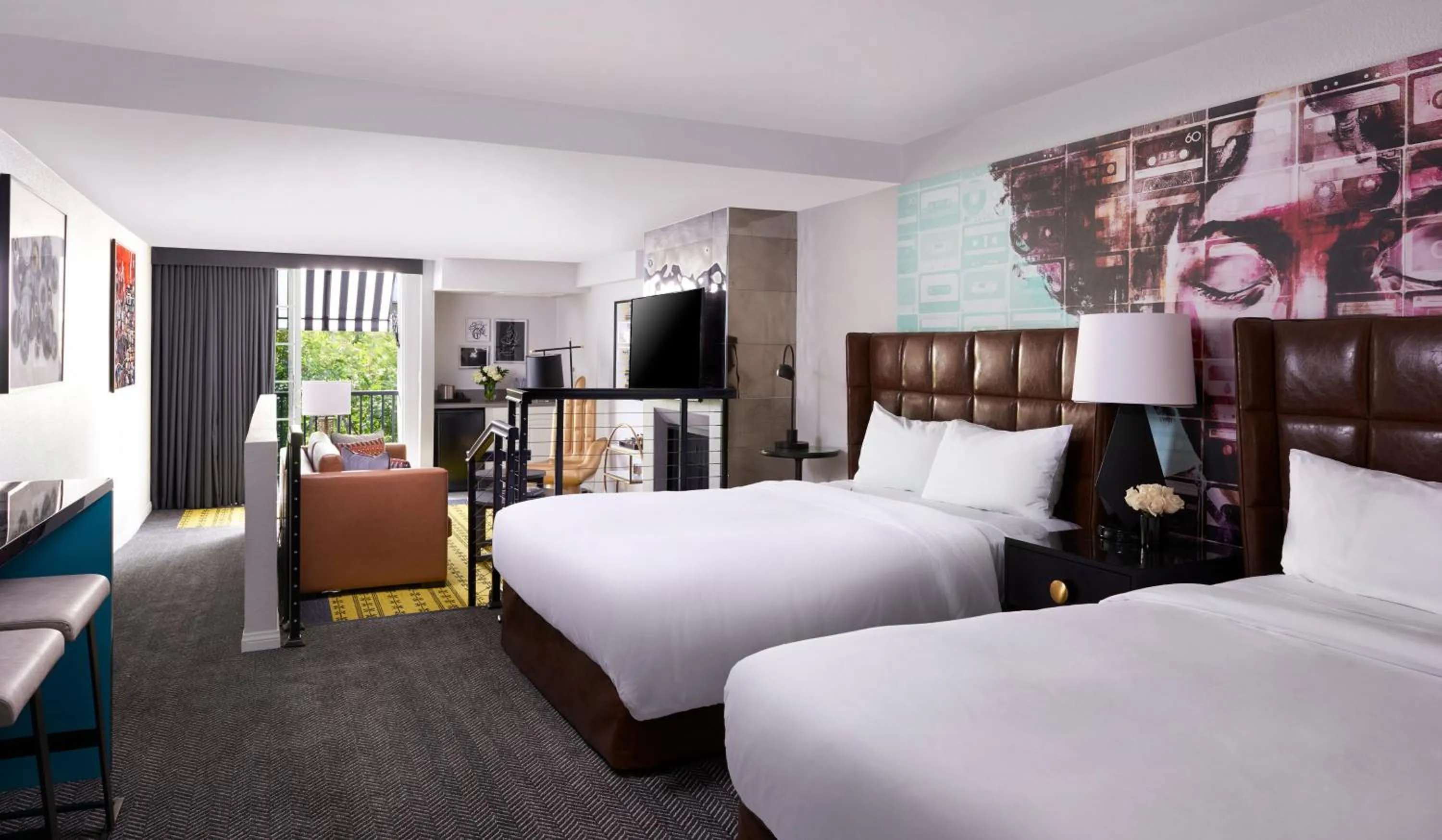 Bed in Montrose at Beverly Hills