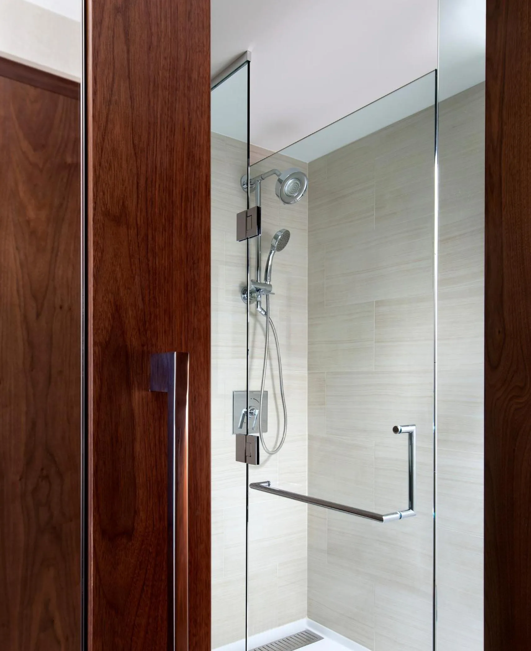 Shower in Sheraton Grand Seattle