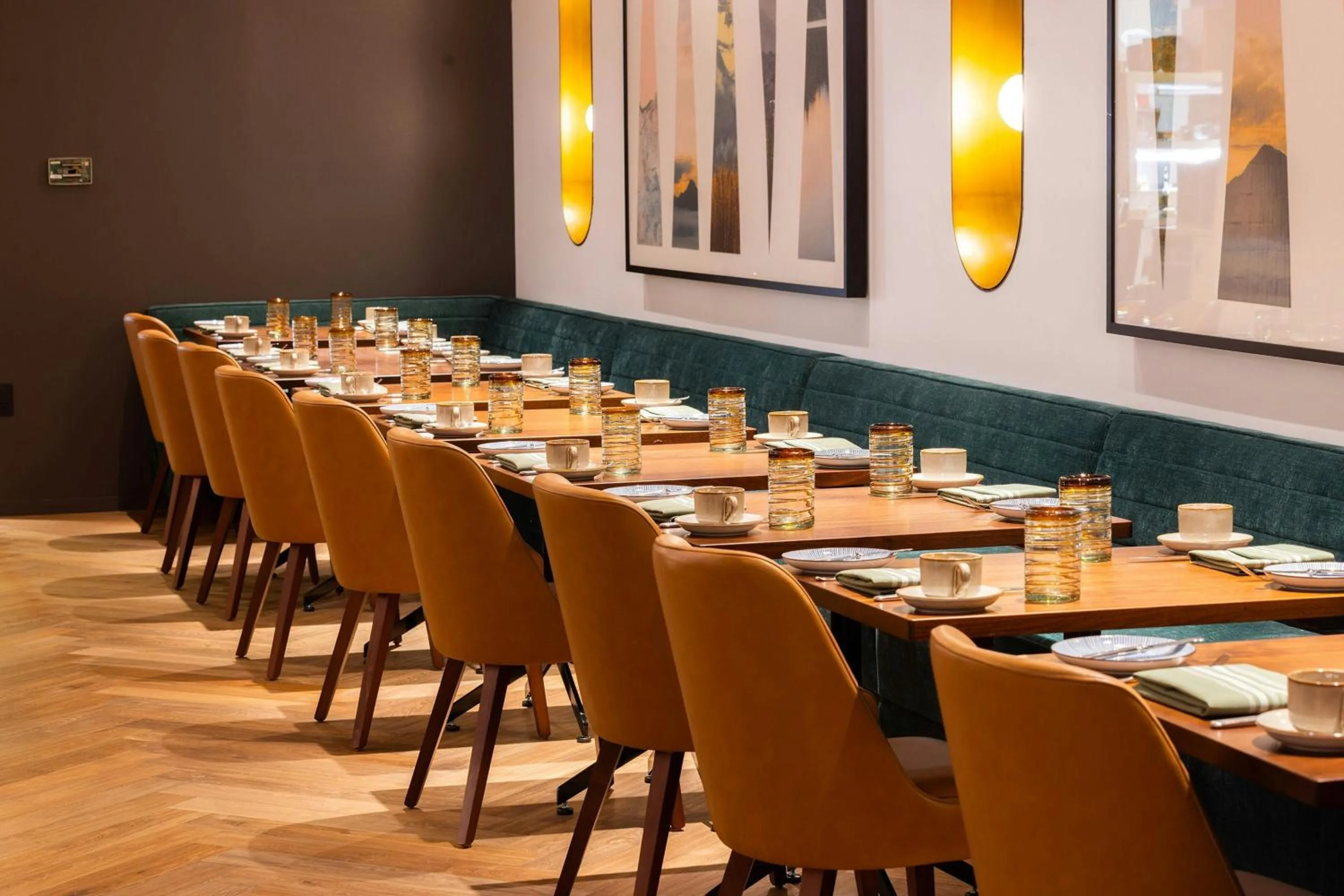 Restaurant/places to eat in Sheraton Grand Seattle