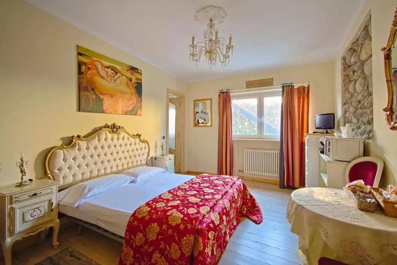 Double Room in B&B Villa Botto Double Room in B&B Villa Botto