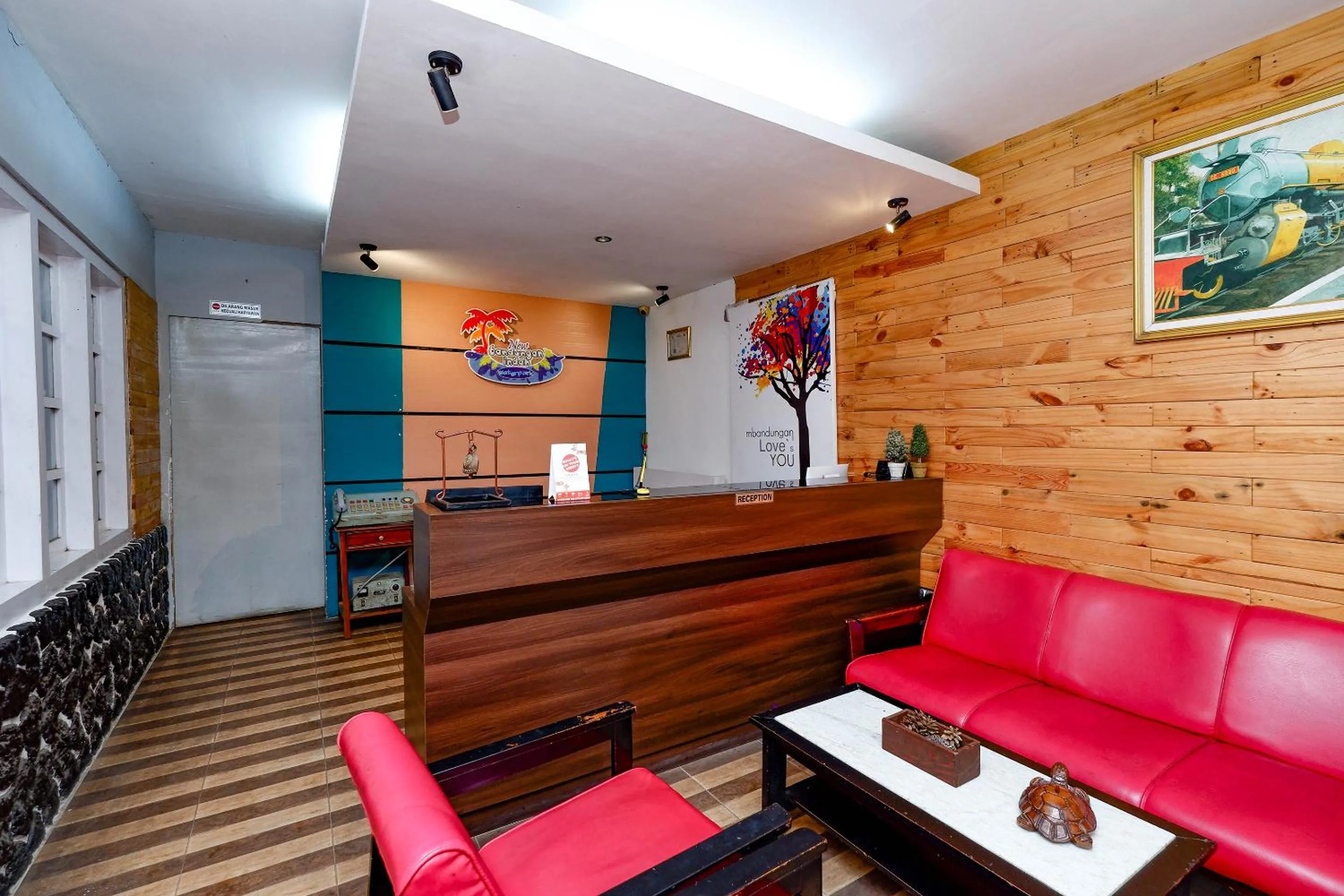 Lobby or reception, Lobby/Reception in SUPER OYO Capital O 1808 New Bandungan Indah