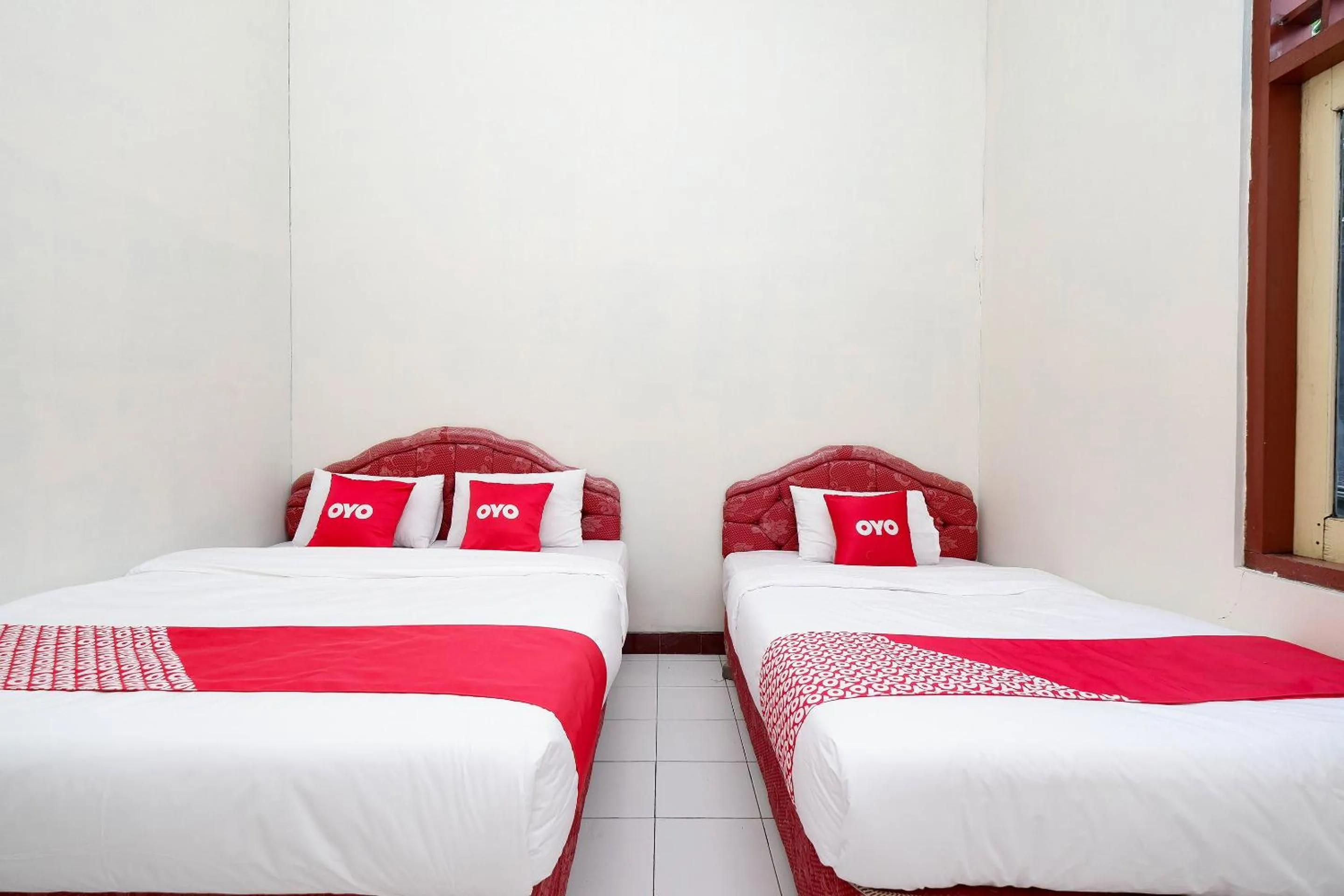 Bedroom in SUPER OYO Capital O 1808 New Bandungan Indah
