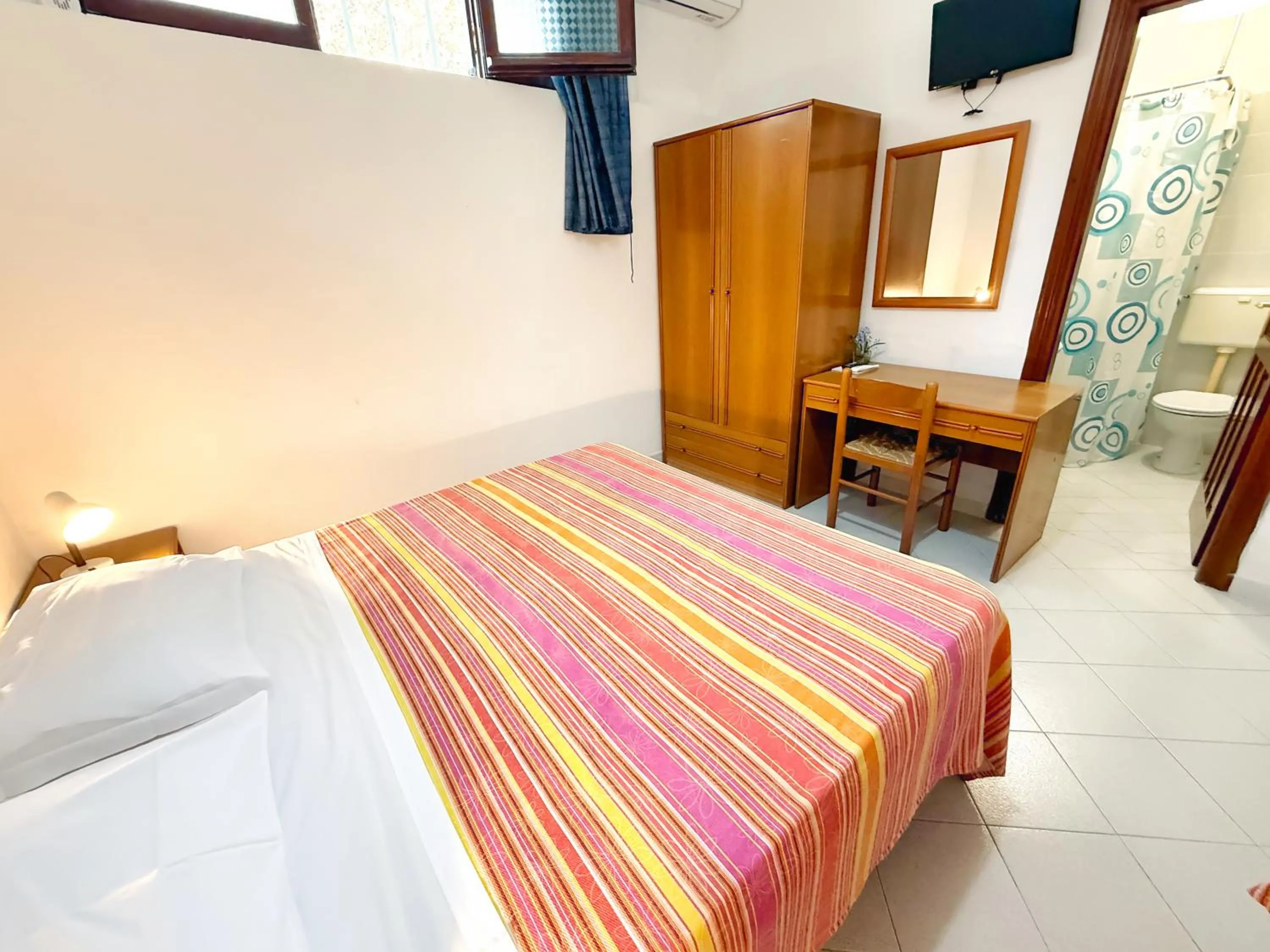 Bedroom, Bed in Pensione Villa Mena