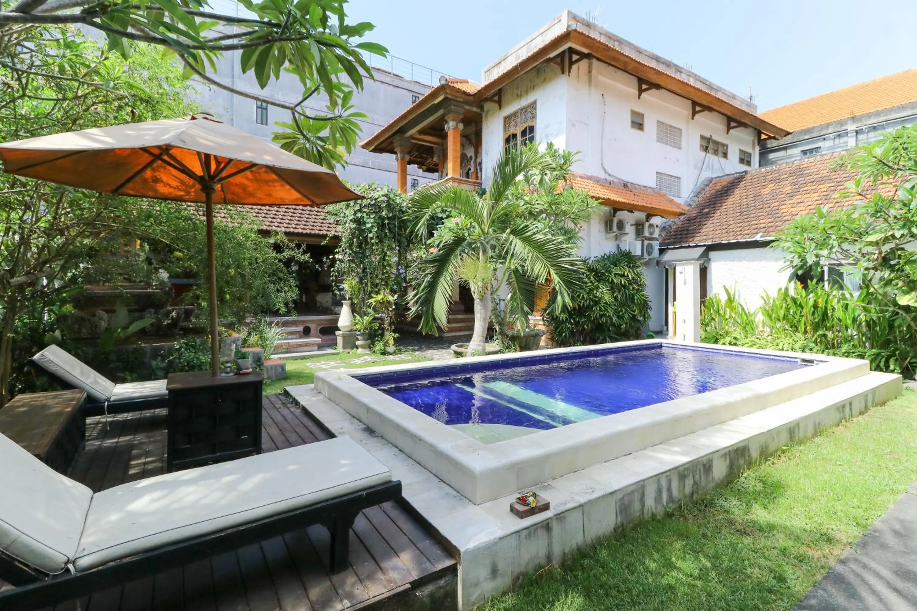 Property building in The Legian Mas Beach Inn