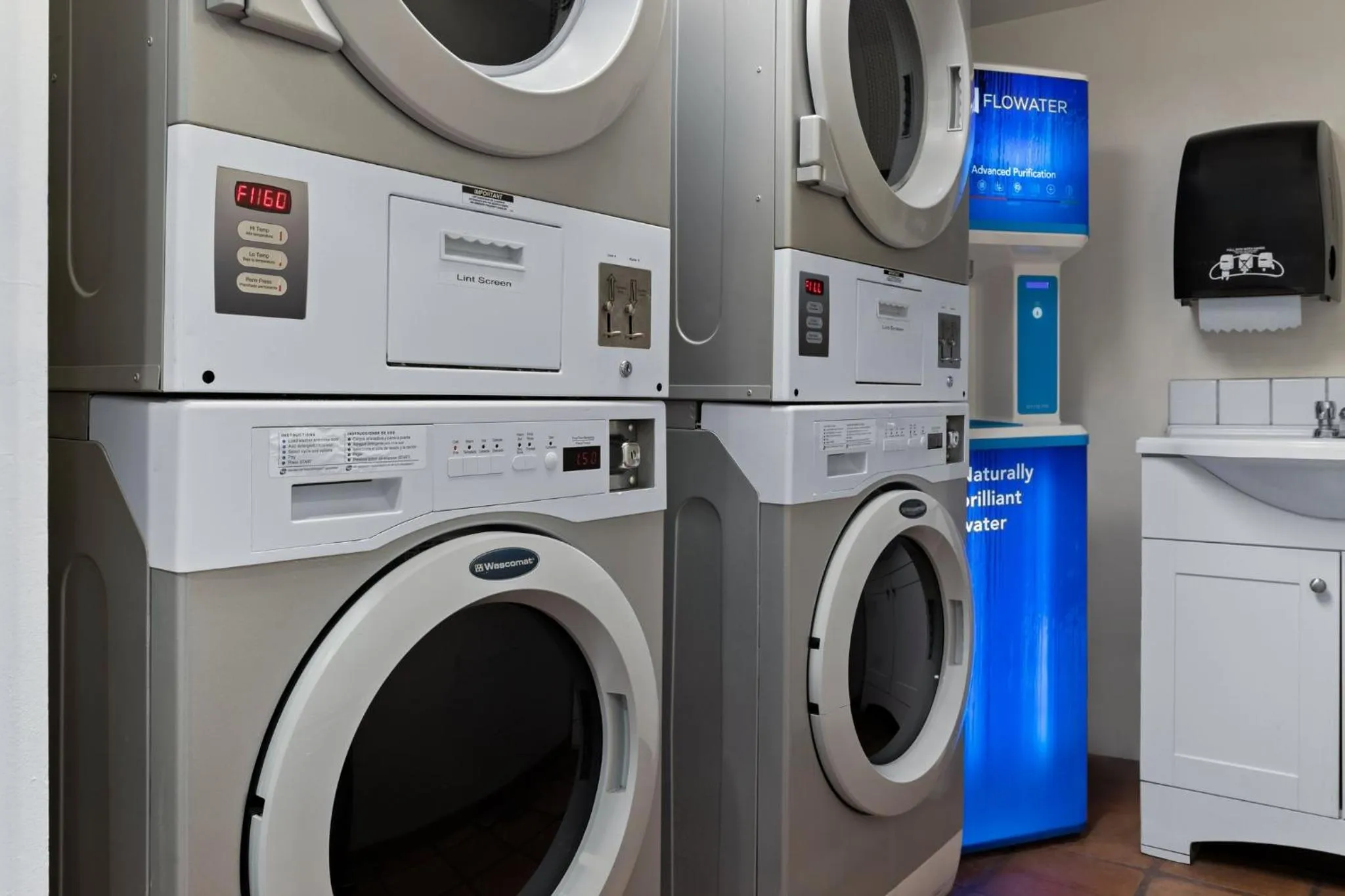 laundry in The Suites at Fisherman's Wharf