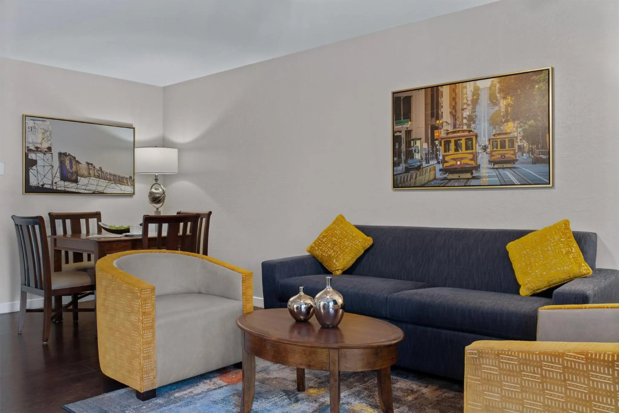 Living room in The Suites at Fisherman's Wharf