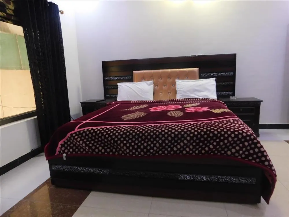 Bedroom, Bed in Usmania Guest House