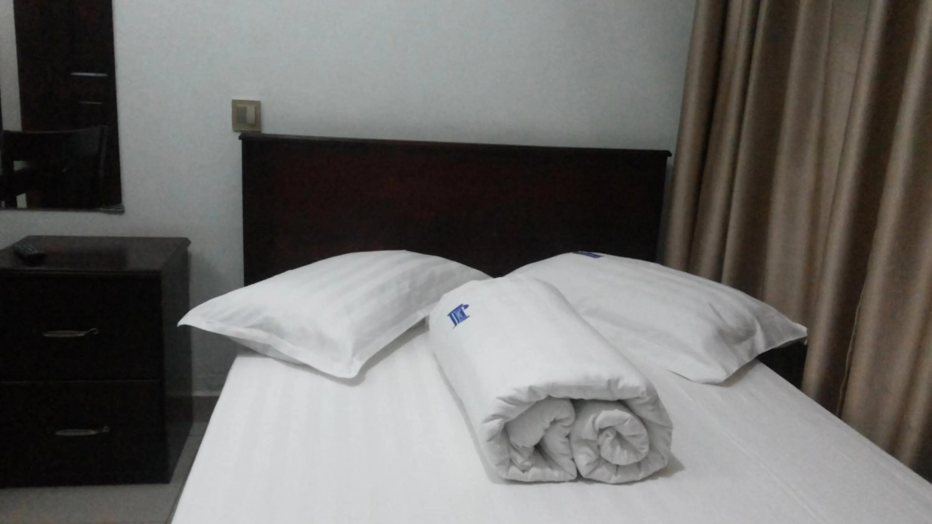 Bed in The Pearl Inn