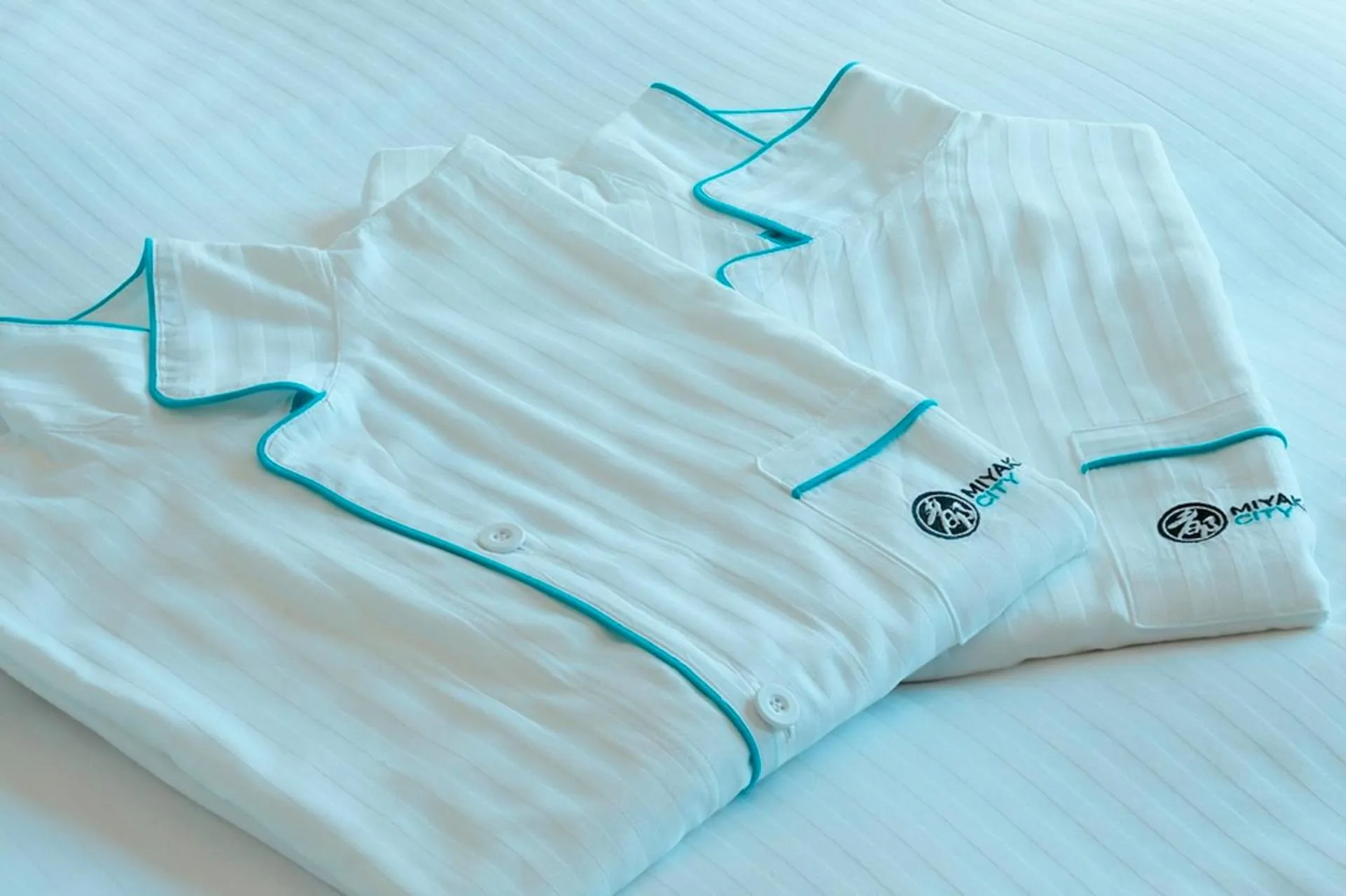 Bedroom, Bed in Miyako City Osaka Hommachi