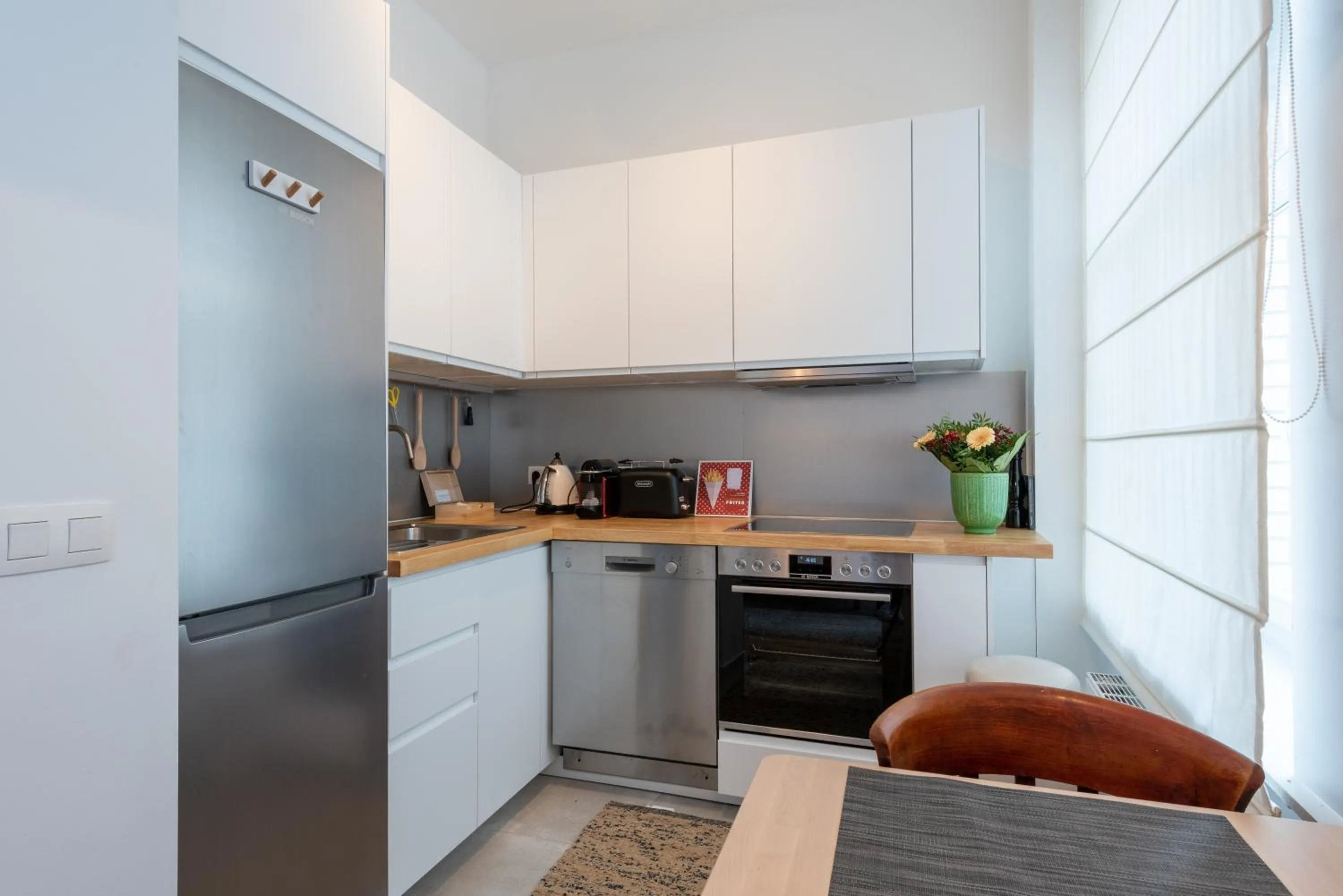 Kitchen or kitchenette in Newton Boutique Hotel Residences - Brussels EU Area