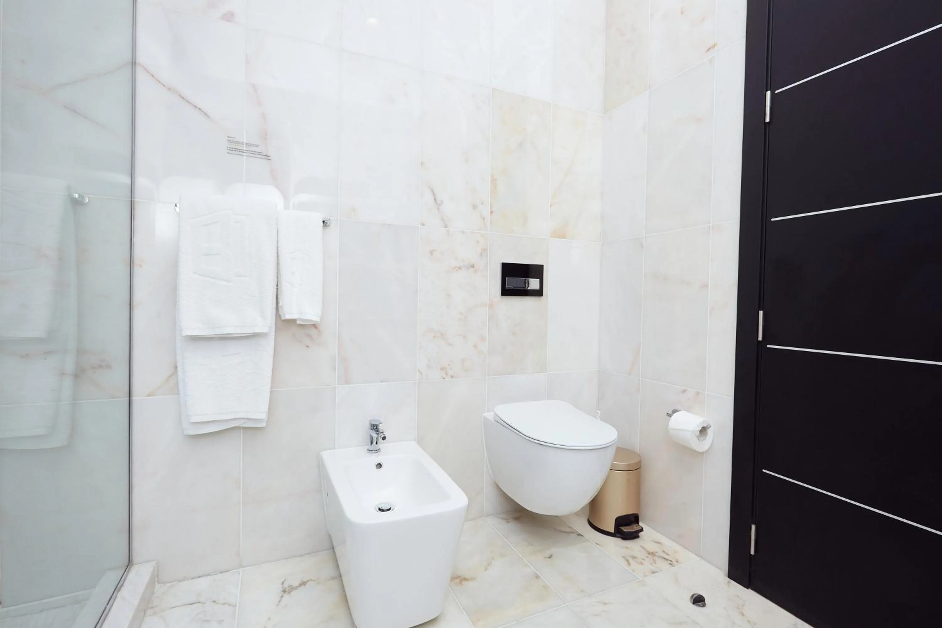 Bathroom in Bel Air Crest Hotel & Suites