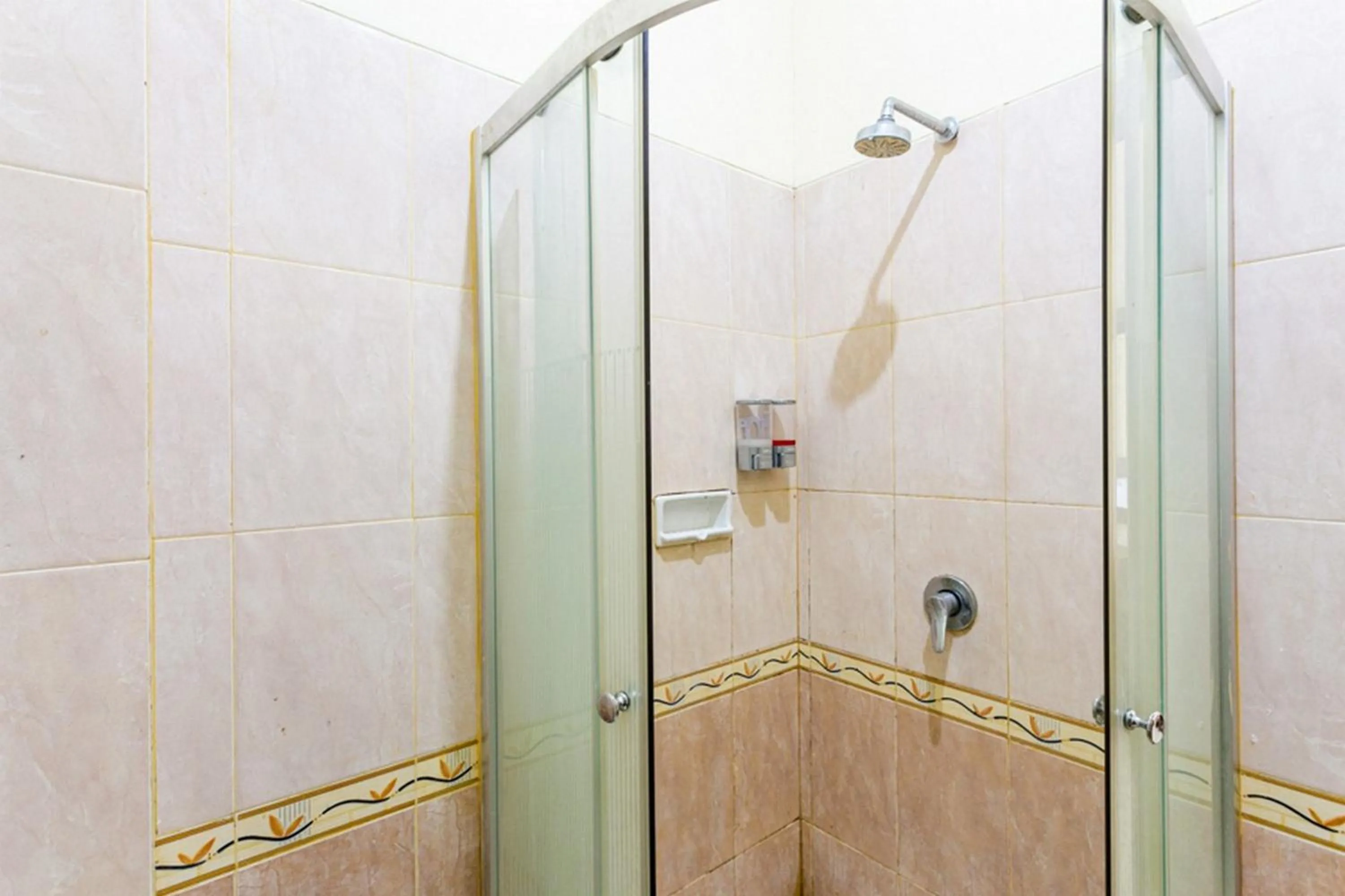 Bathroom in RedDoorz Plus near Alun Alun Karanganyar
