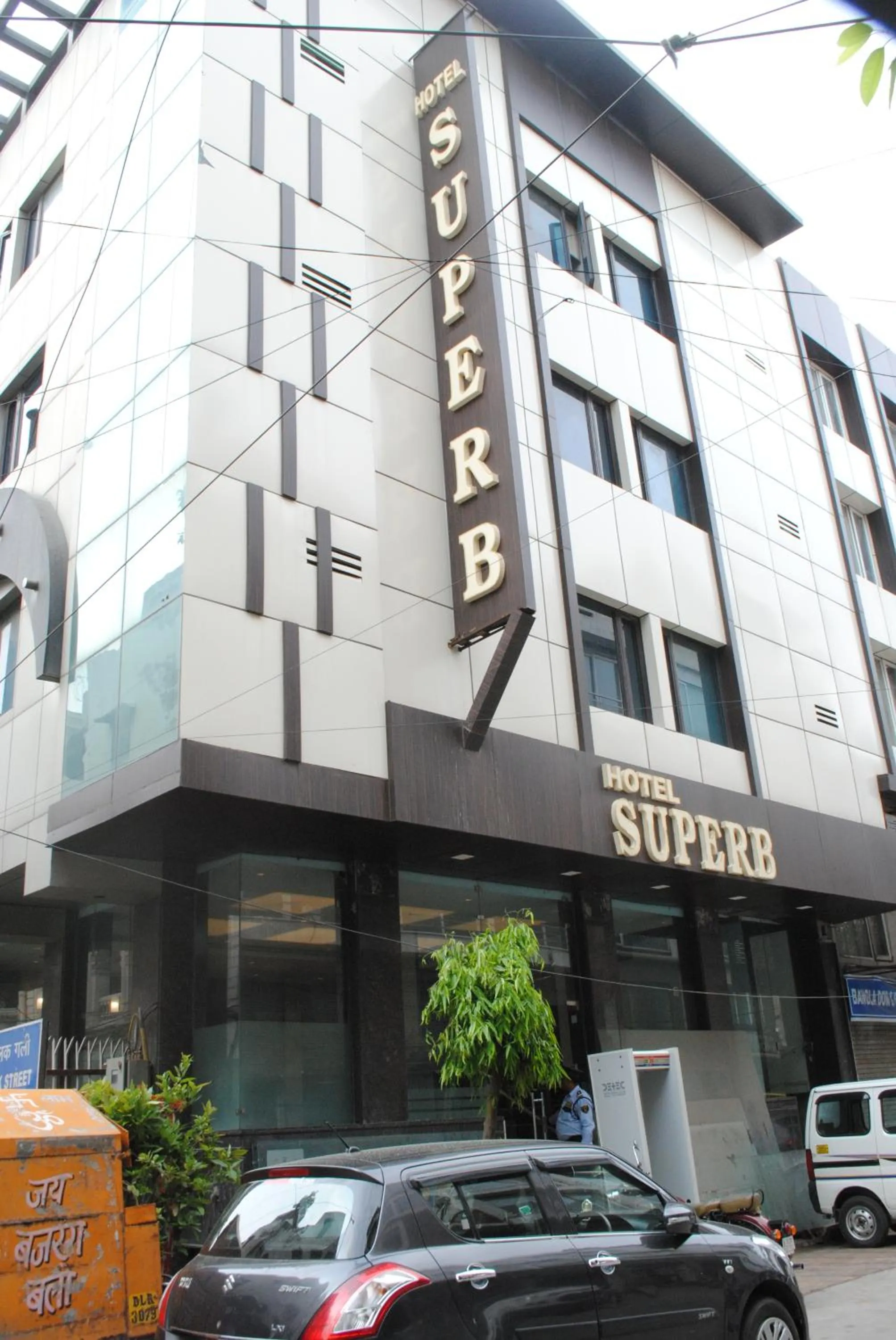 Property building in Hotel Superb 5 Mins Walk From New Delhi Station