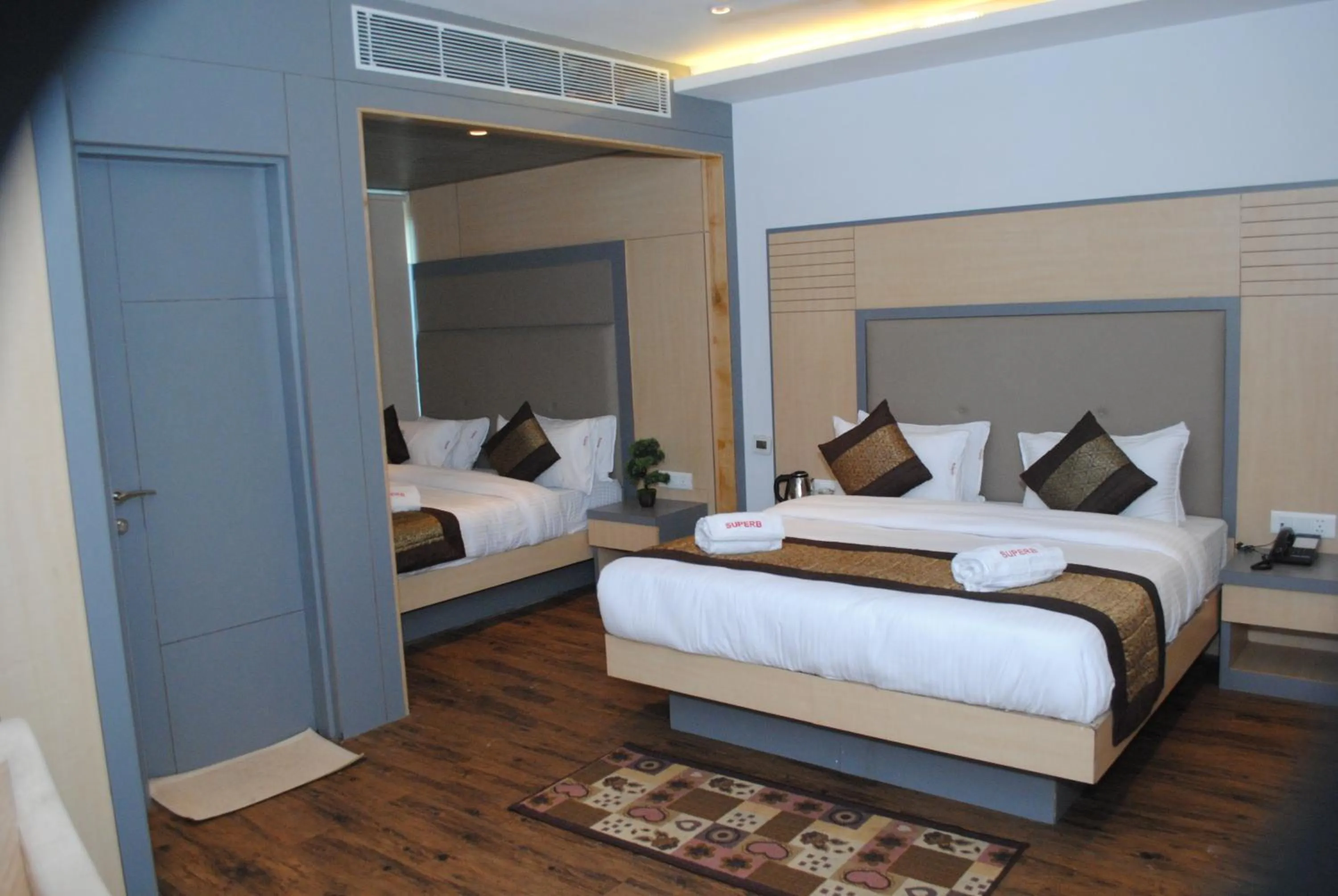 Photo of the whole room, Bed in Hotel Superb 5 Mins Walk From New Delhi Station