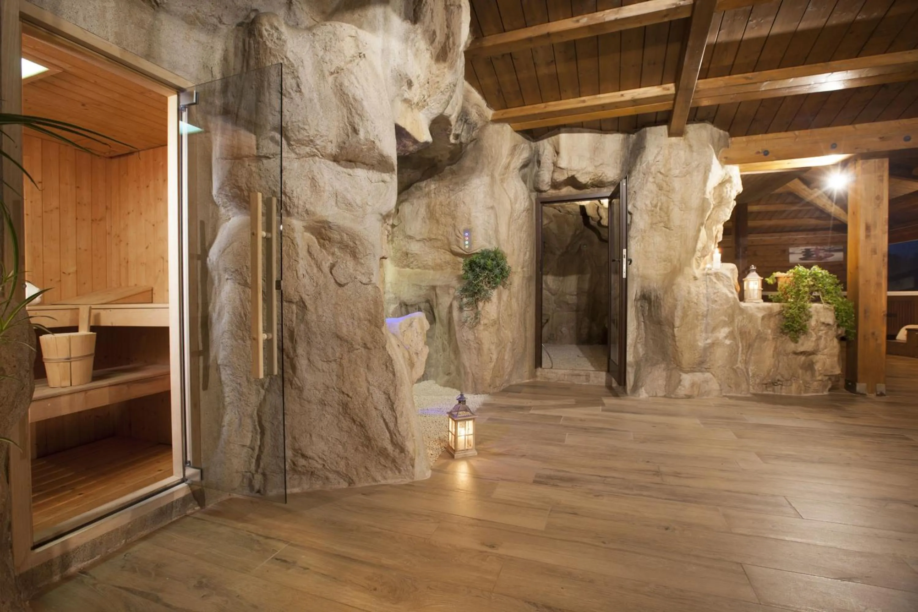 Hot Tub in Resort Umbria Spa