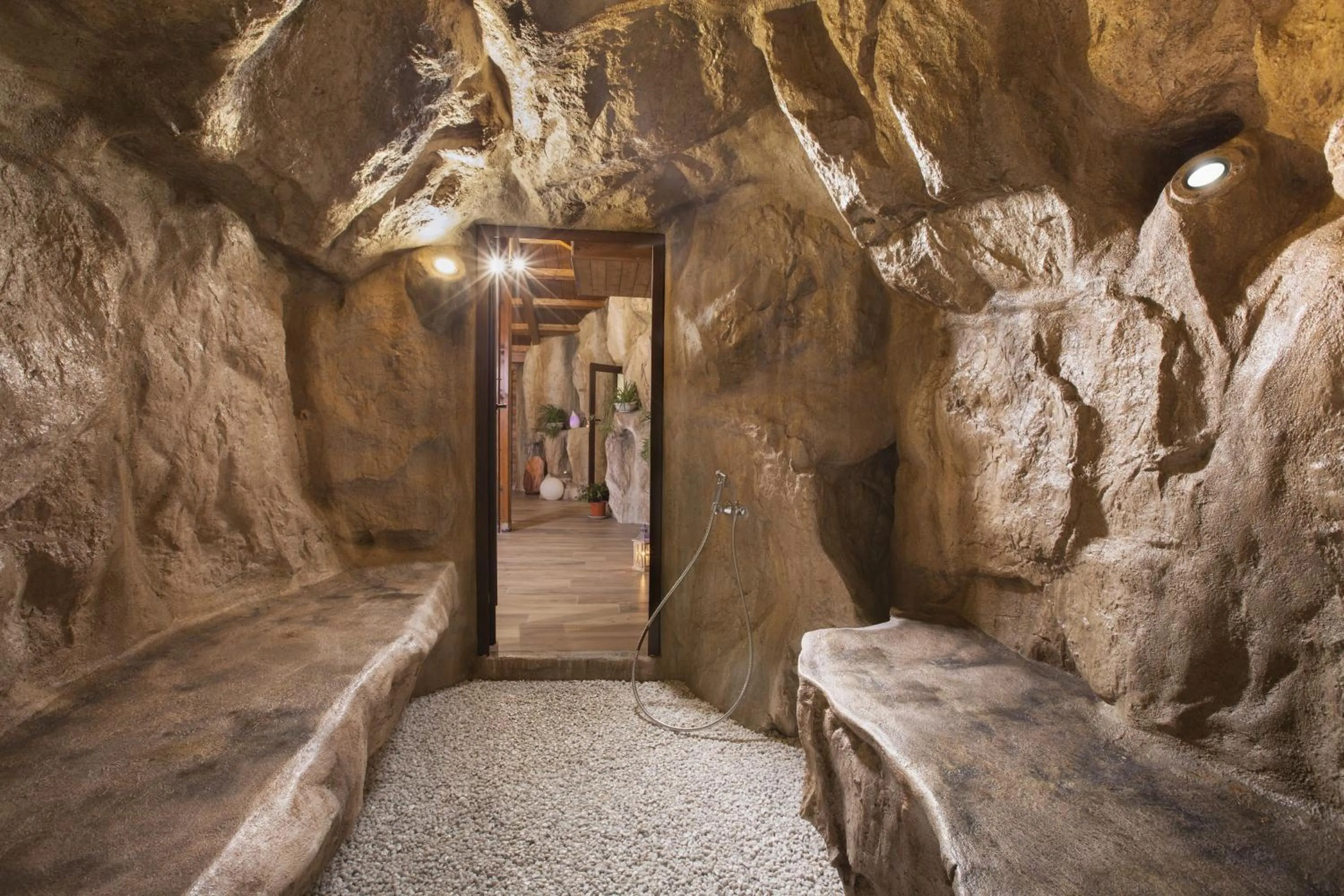 Hot Tub in Resort Umbria Spa