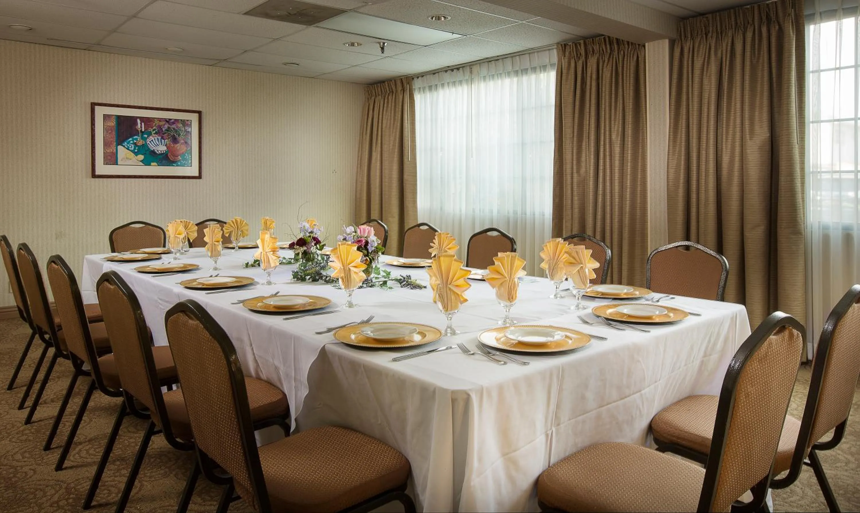 Banquet/Function facilities in Coast Burbank Hotel
