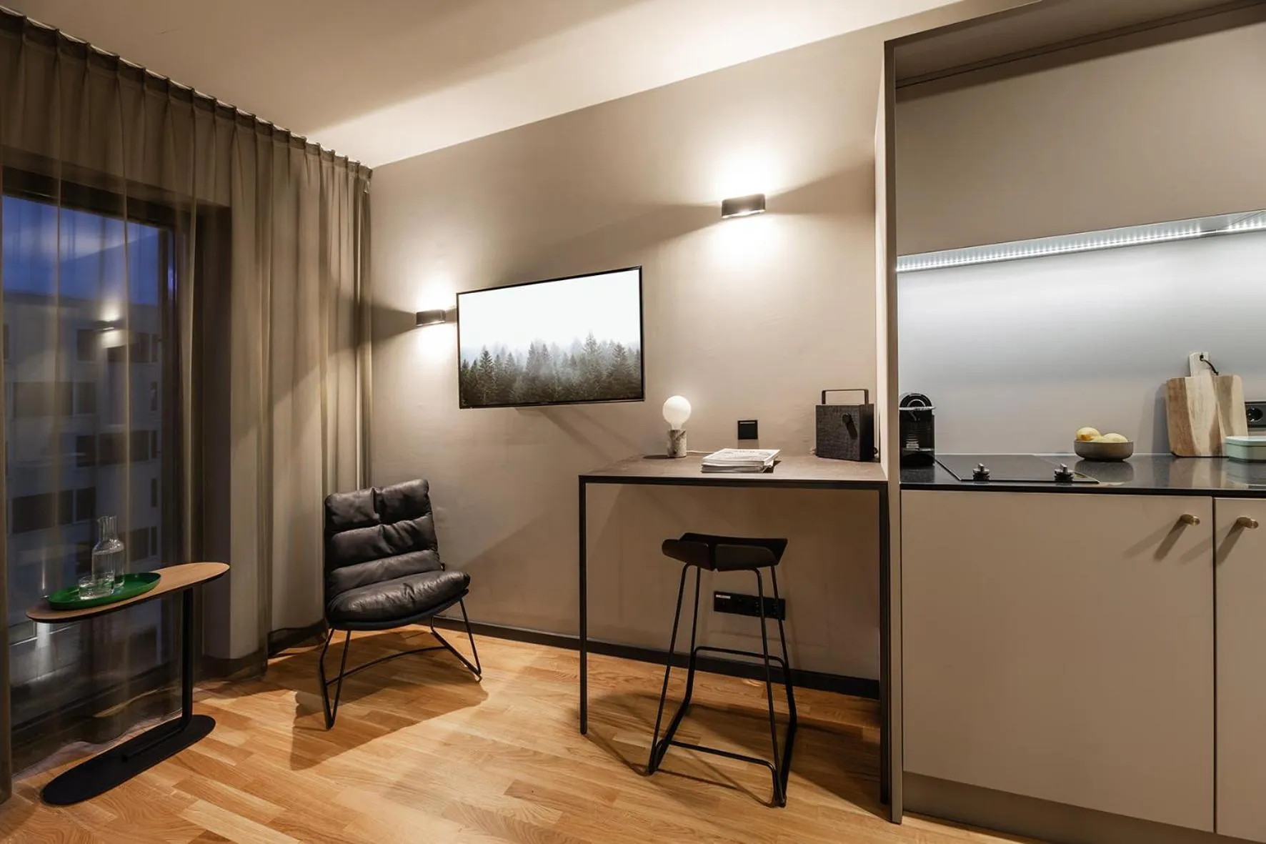 Photo of the whole room in ipartment Frankfurt Airport