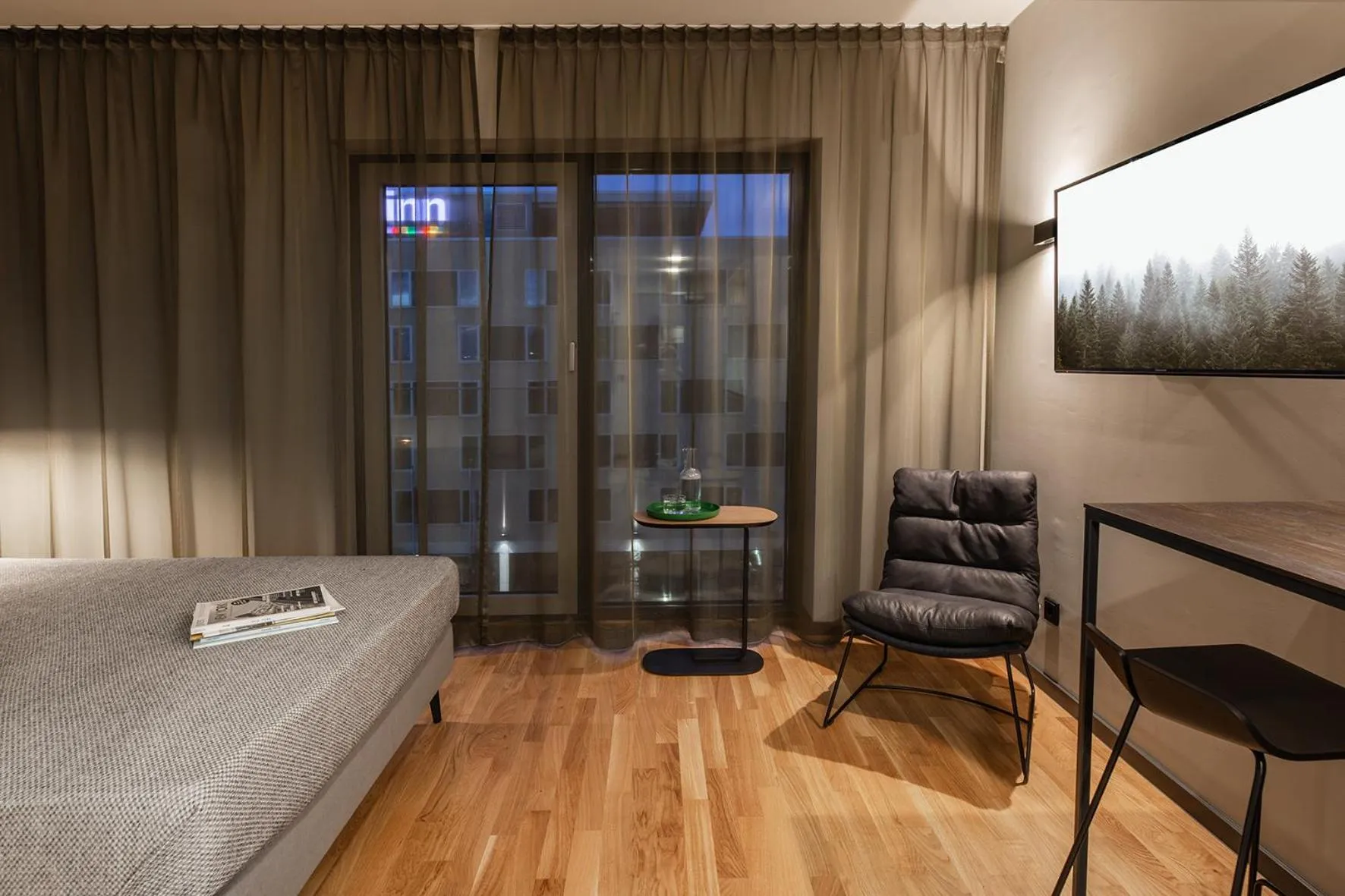 Photo of the whole room in ipartment Frankfurt Airport