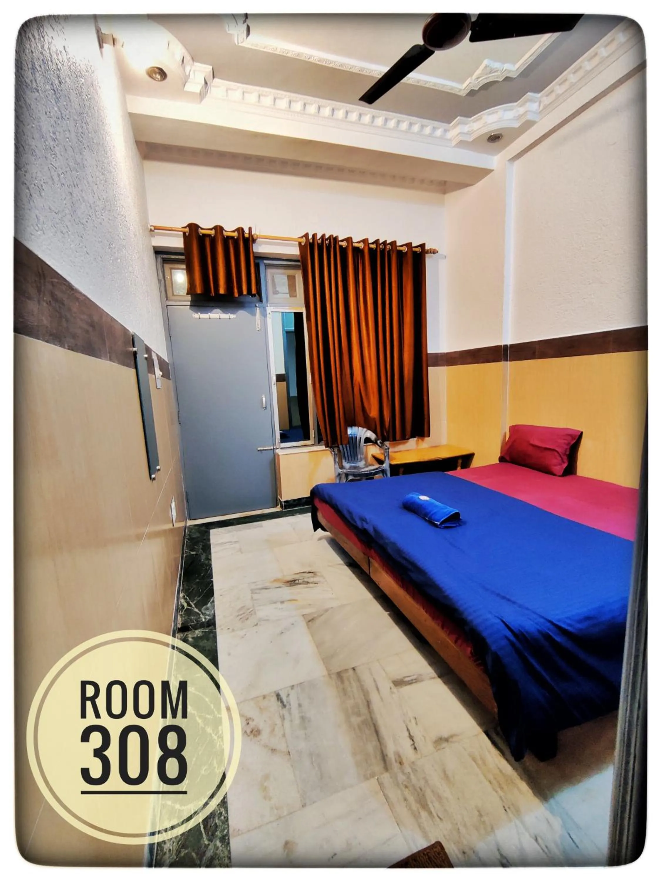 Bed in Hotel Ganga View