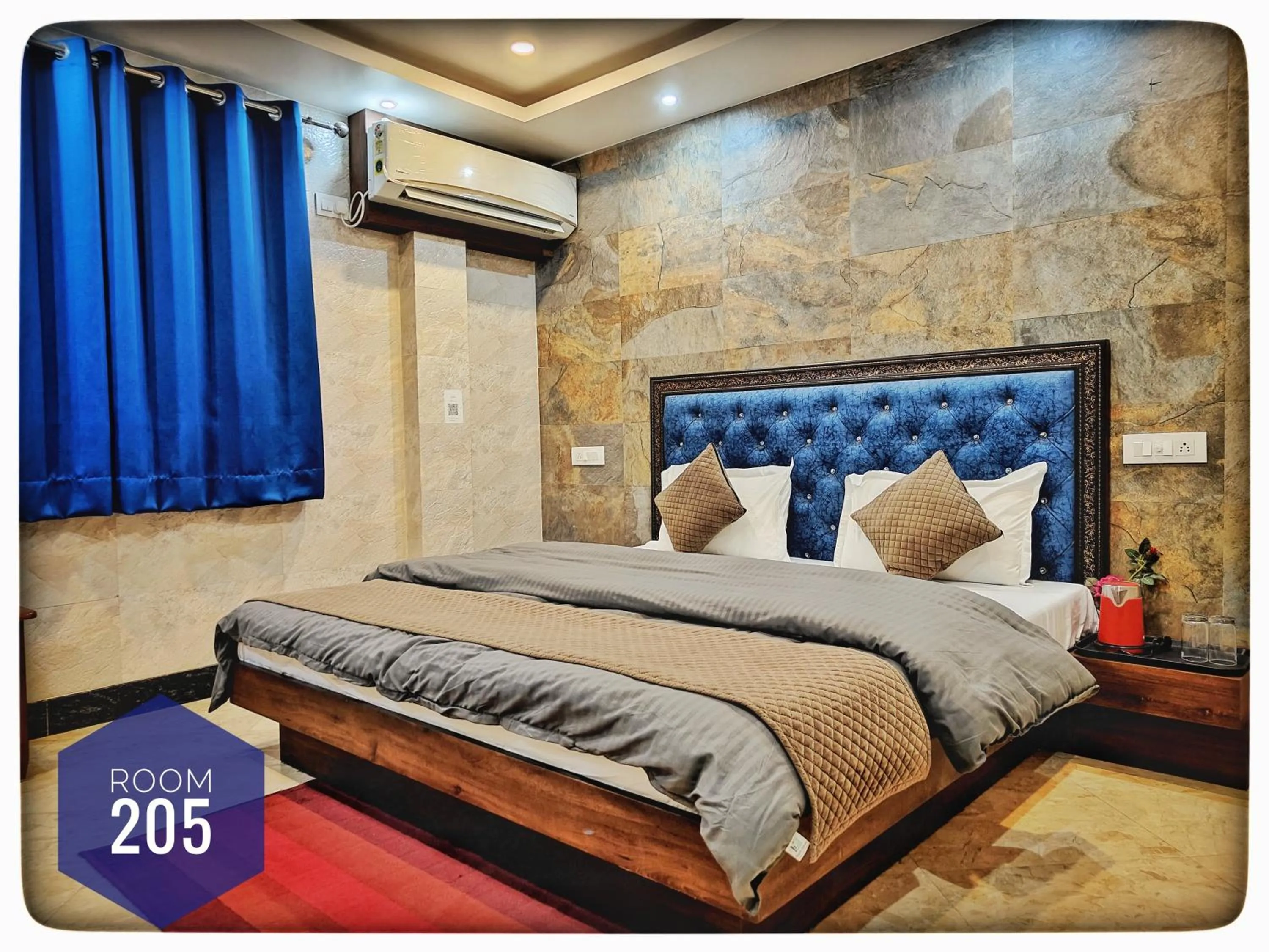 Bed in Shri Ganga View Guest House