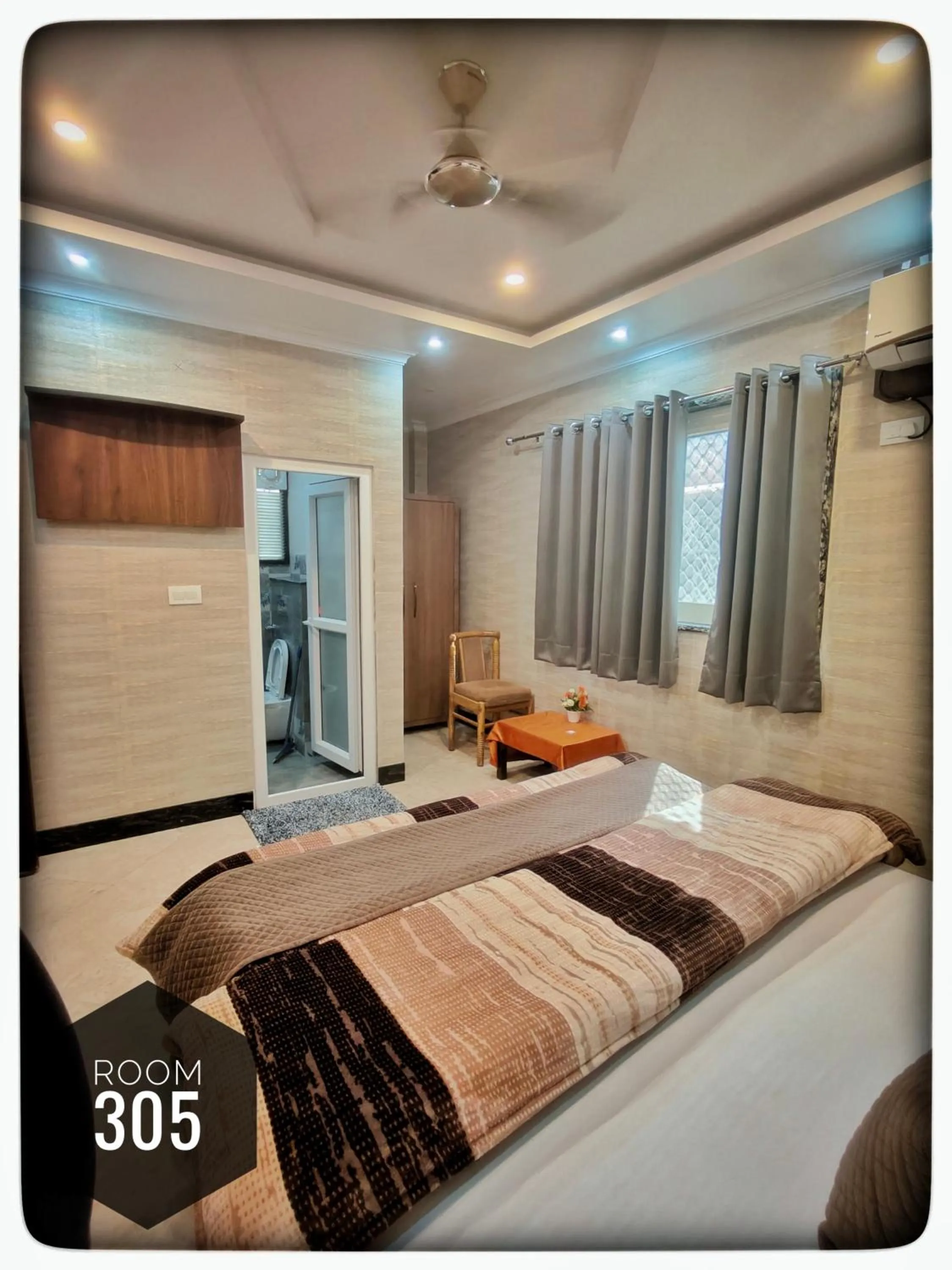 Bed in Shri Ganga View Guest House